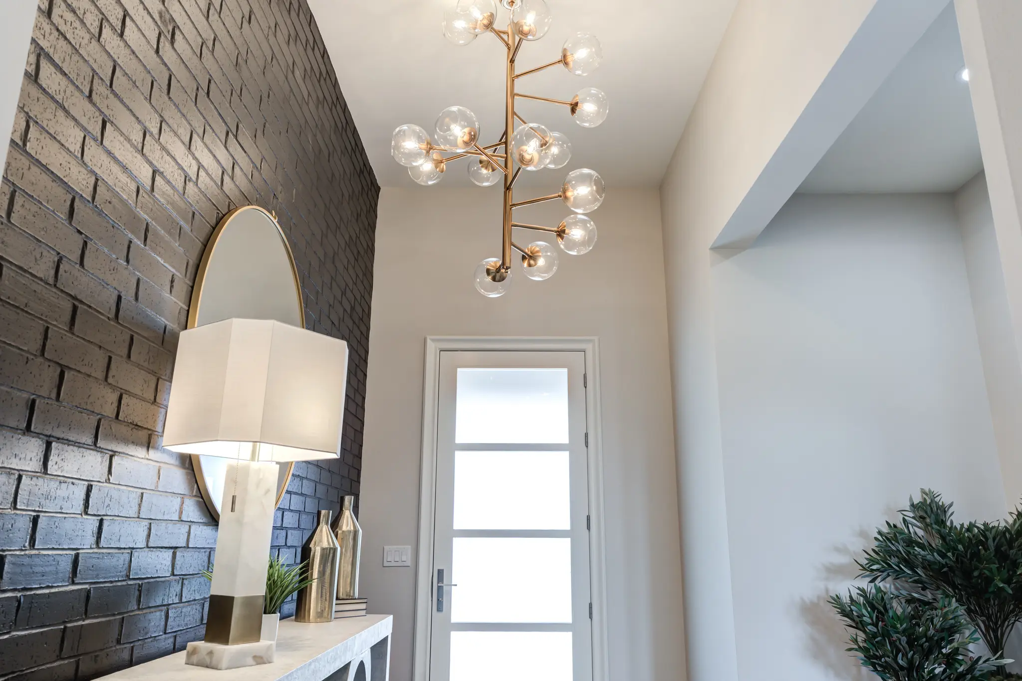 2424 - Interior Photo 15