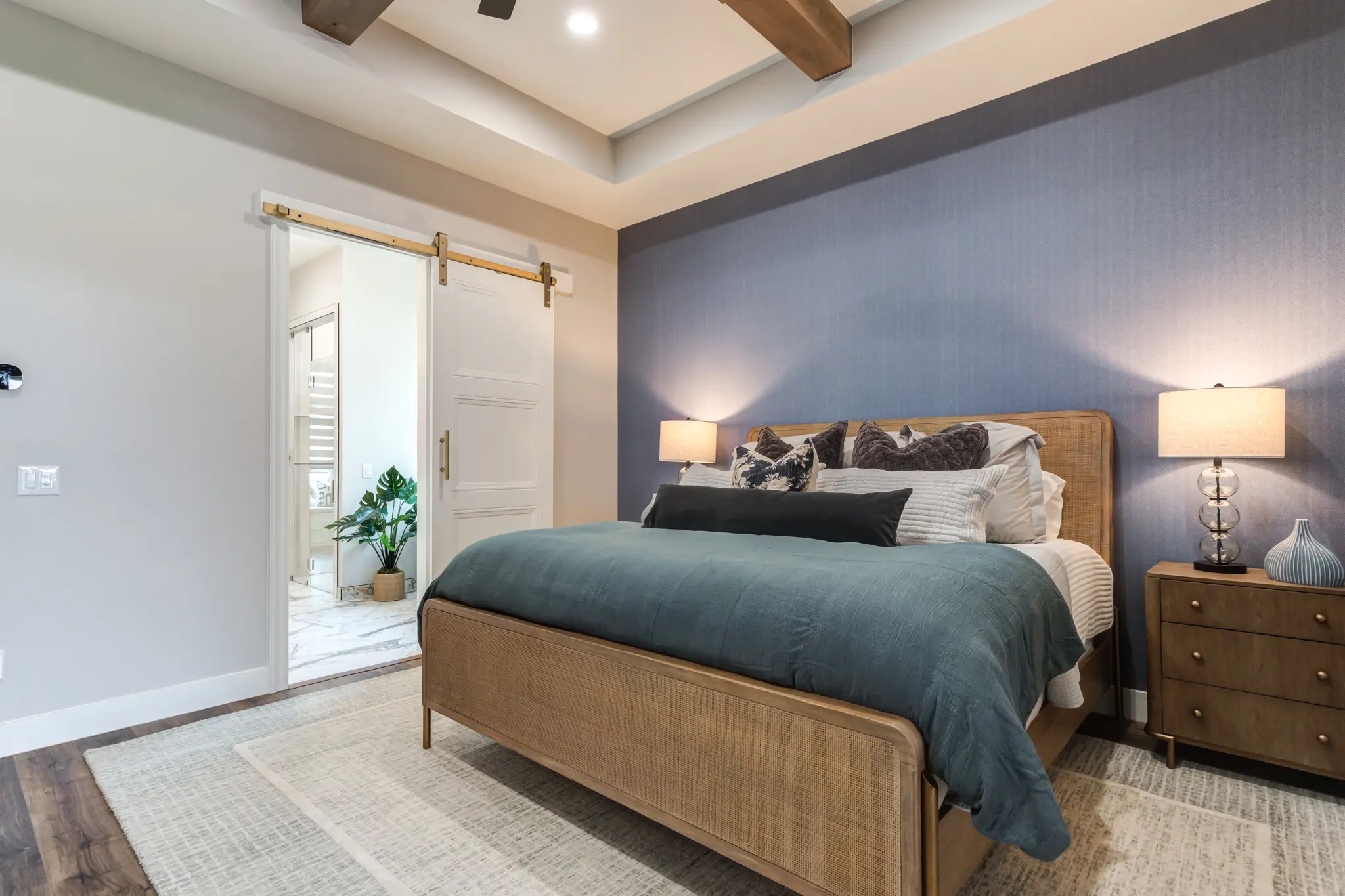 2424 - Interior Photo 44