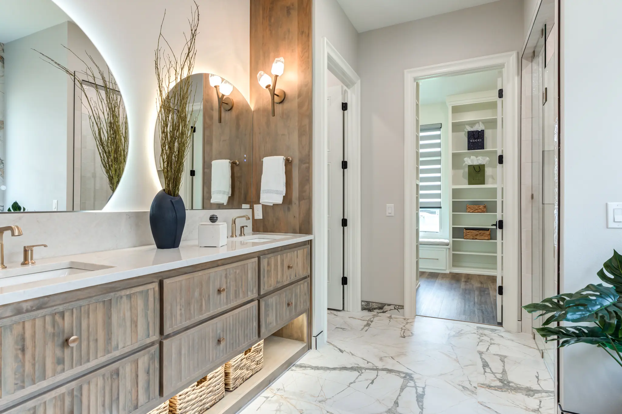 2424 - Interior Photo 46