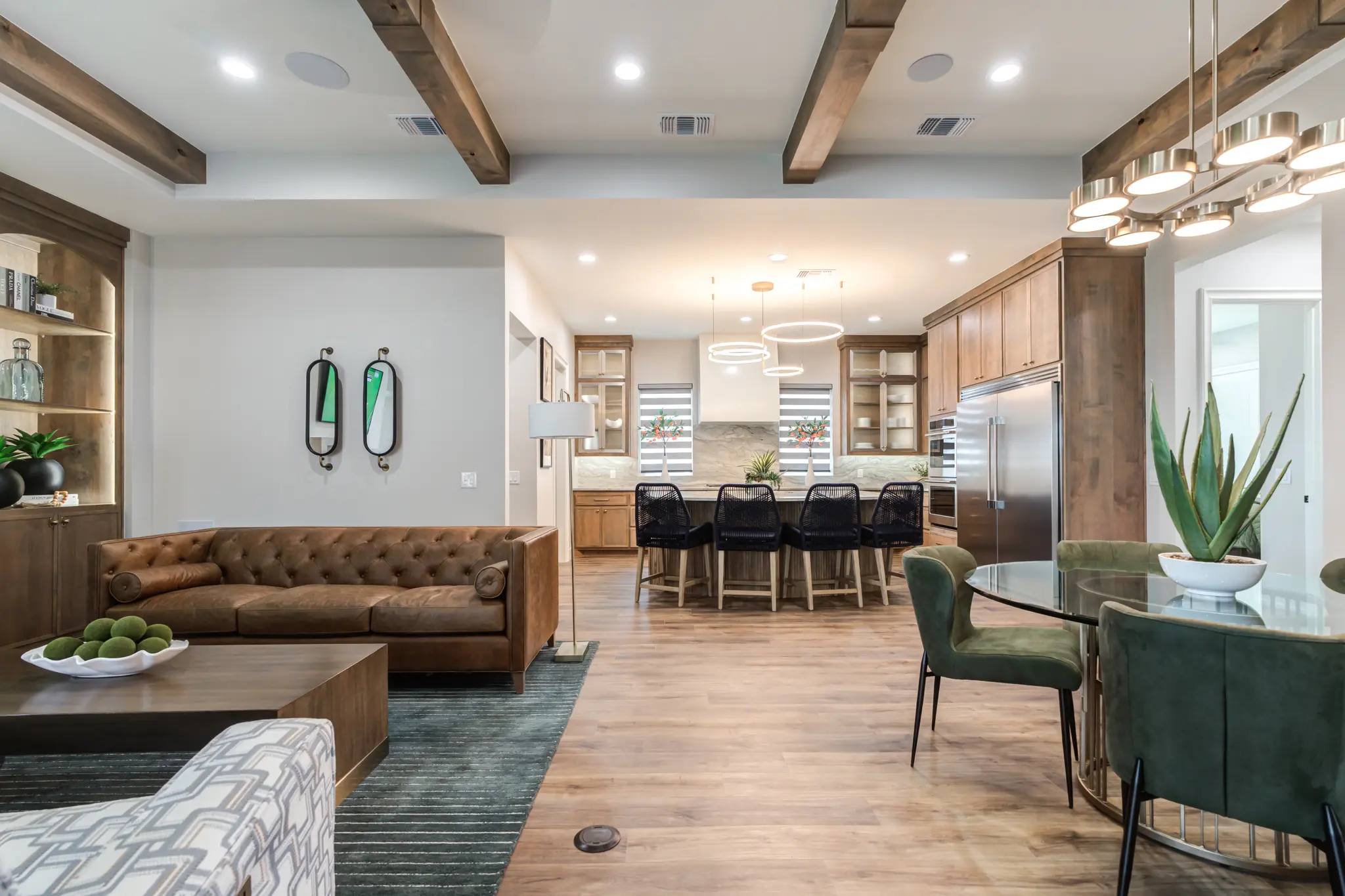 2424 - Interior Photo 31