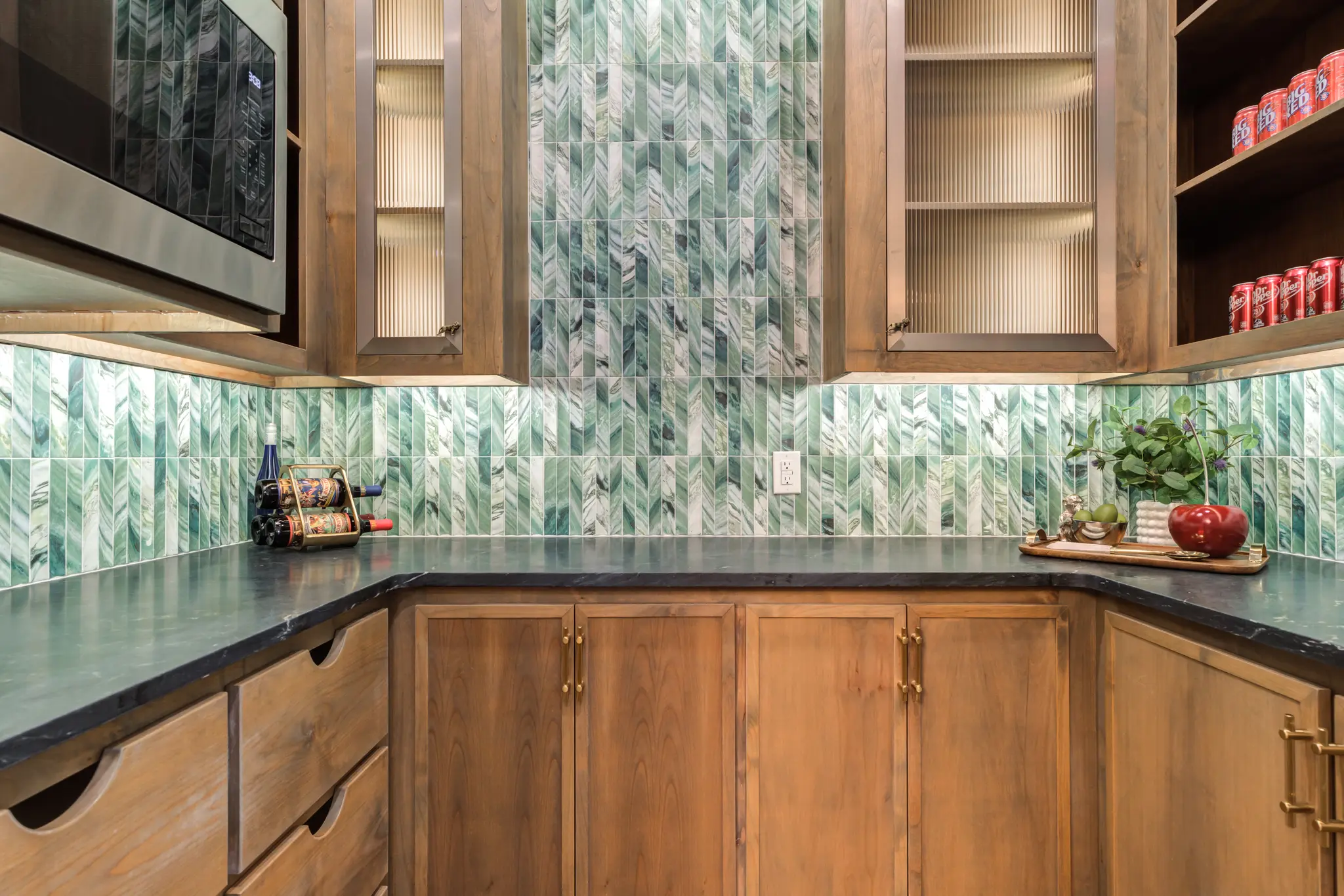 2424 - Interior Photo 29