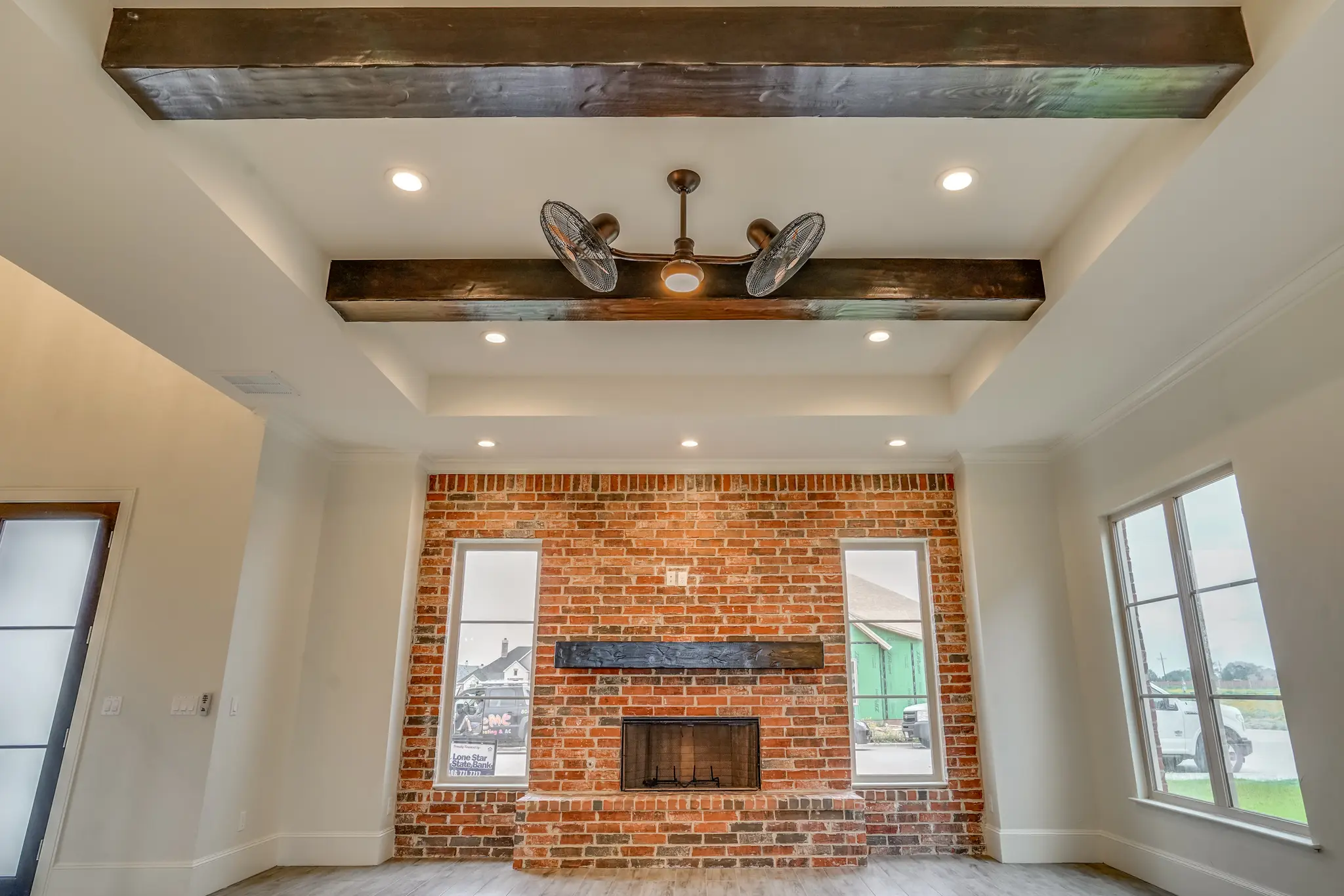 1711-2 - Interior Photo 24