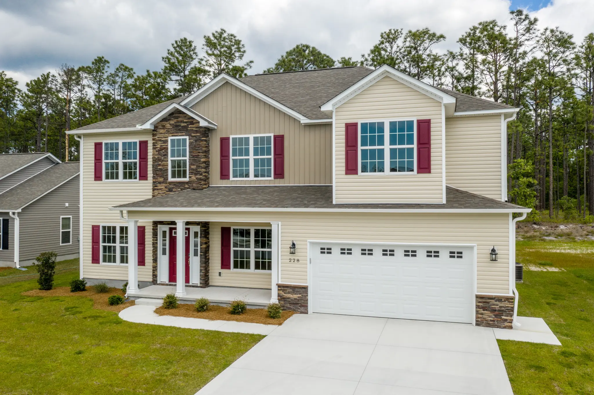 Fairfax - Exterior Photo 2