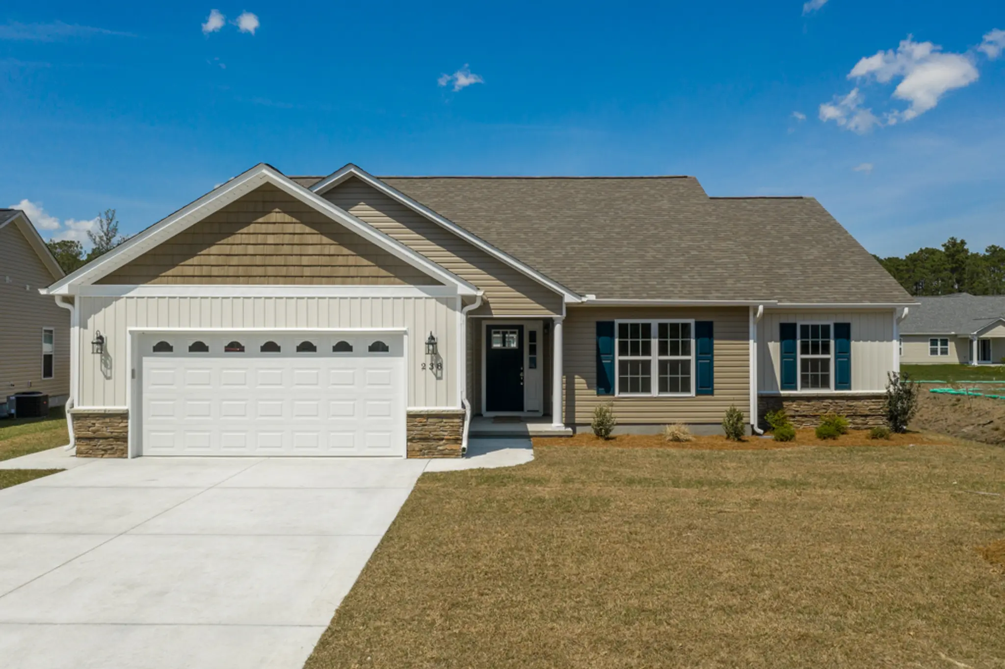 Mason - Exterior Photo 3