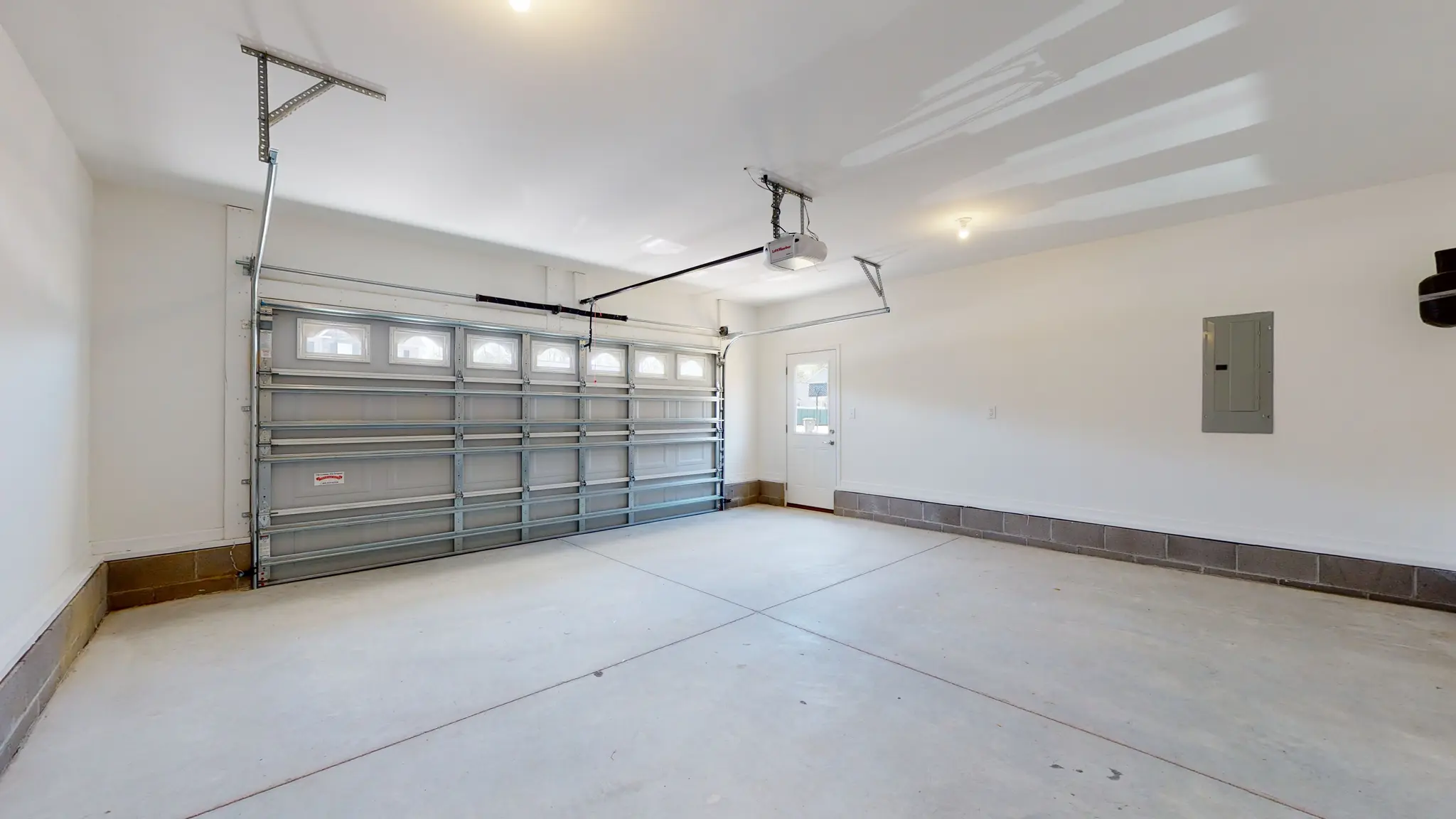 Mason - Exterior Photo 23