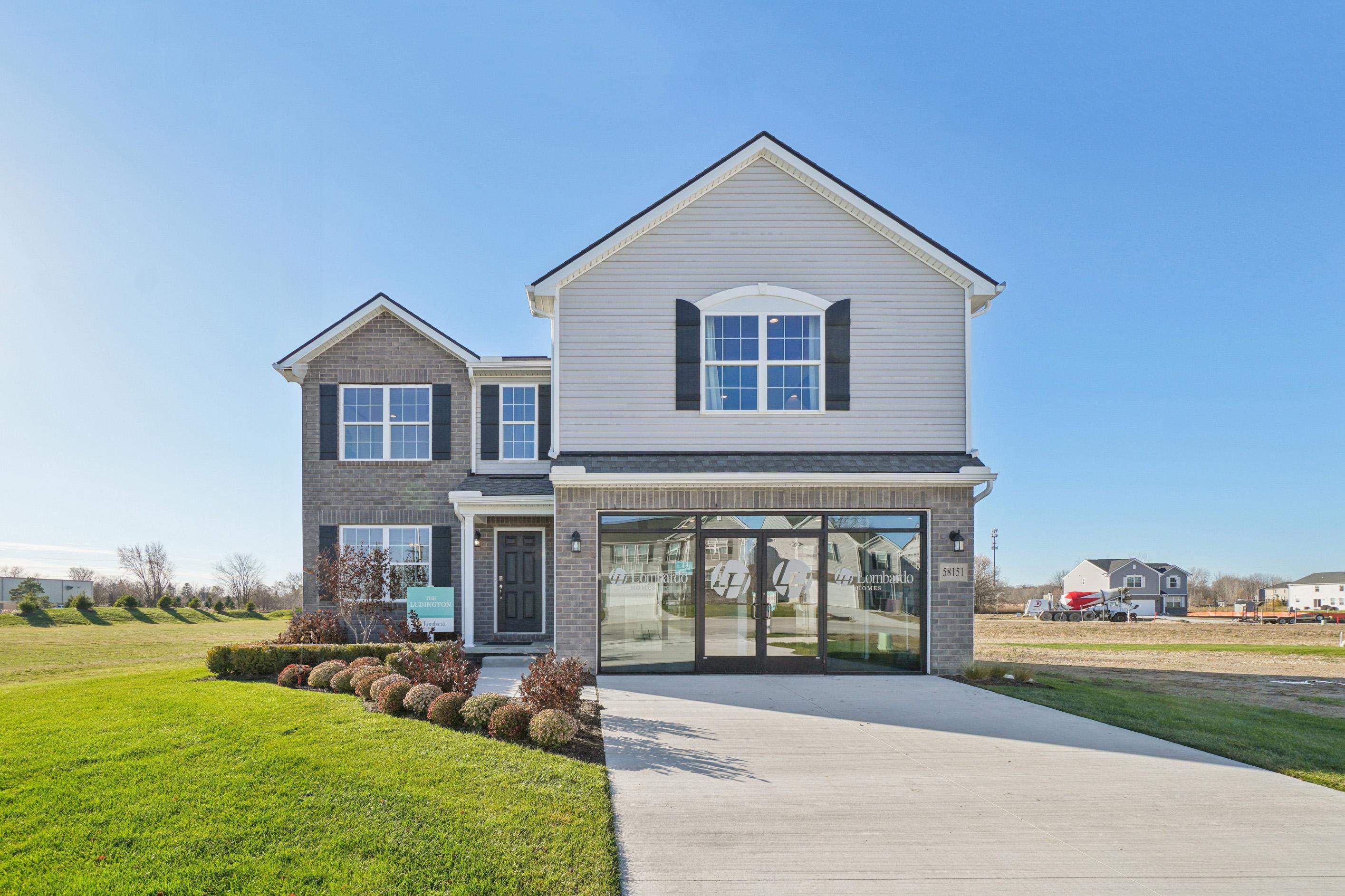 MI Ludington - Exterior Photo 2