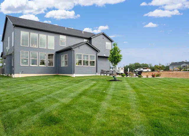 STL Forest - Exterior Photo 4