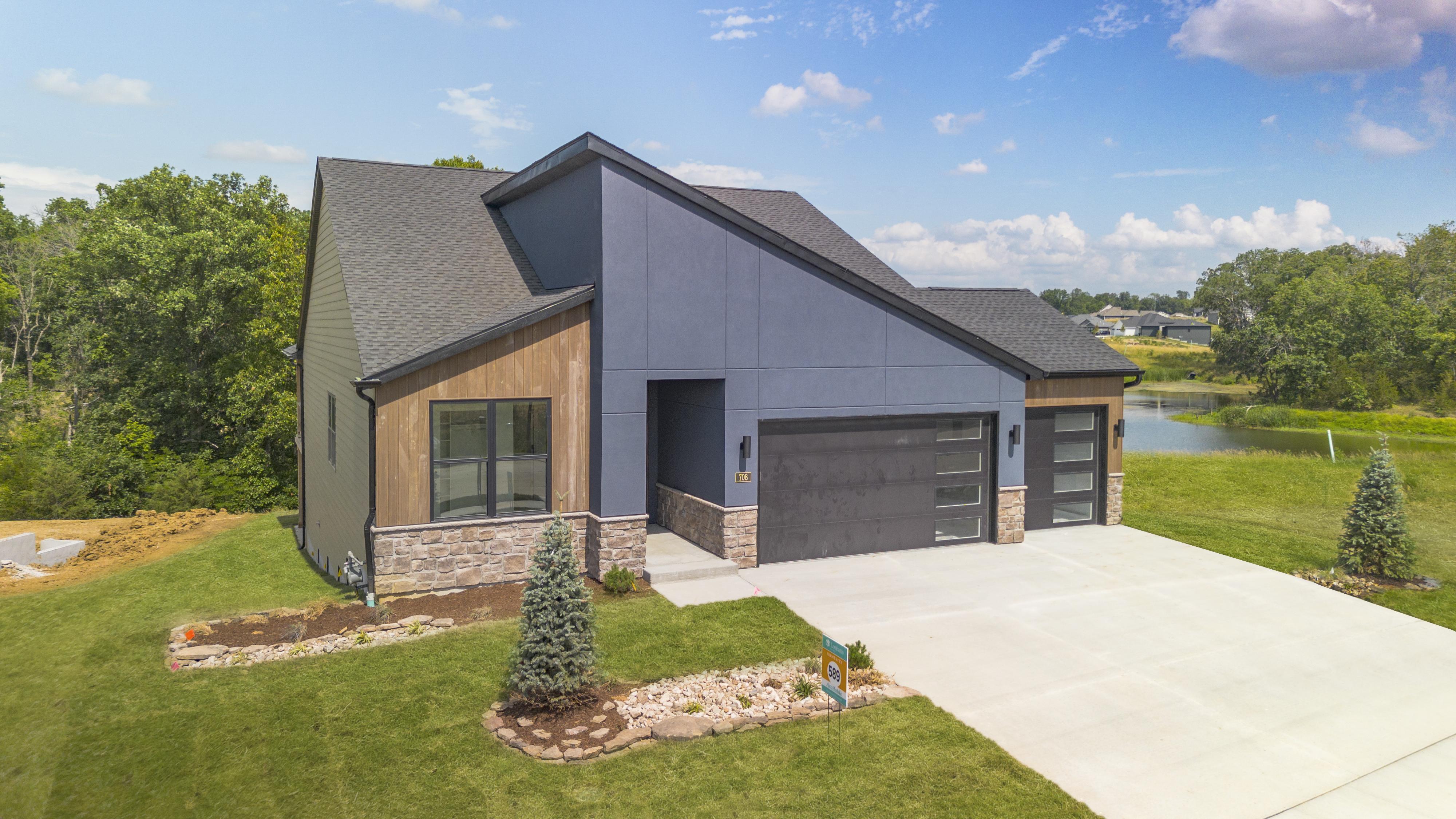 STL Caldwell - Exterior Photo 3