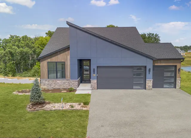 COMO Caldwell - Exterior Photo 2