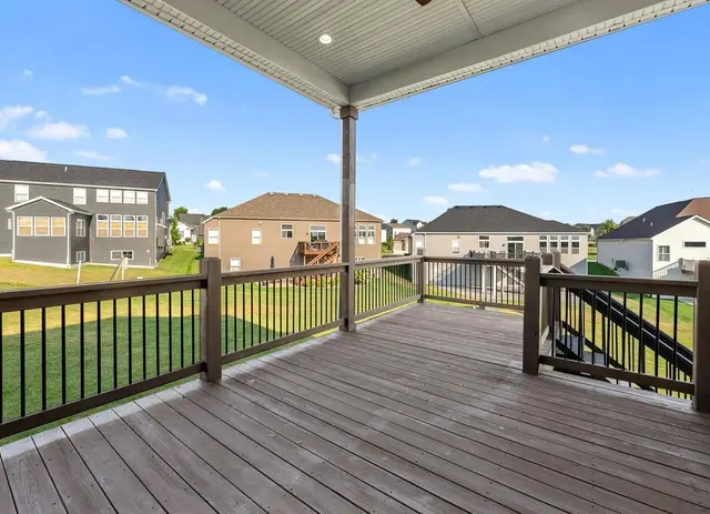 STL Glacier - Exterior Photo 5