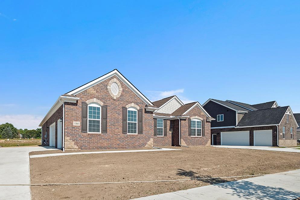 MI Oxford - Exterior Photo 3