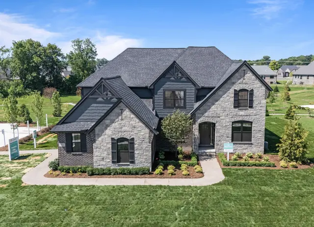 MI Sequoia - Exterior Photo 2