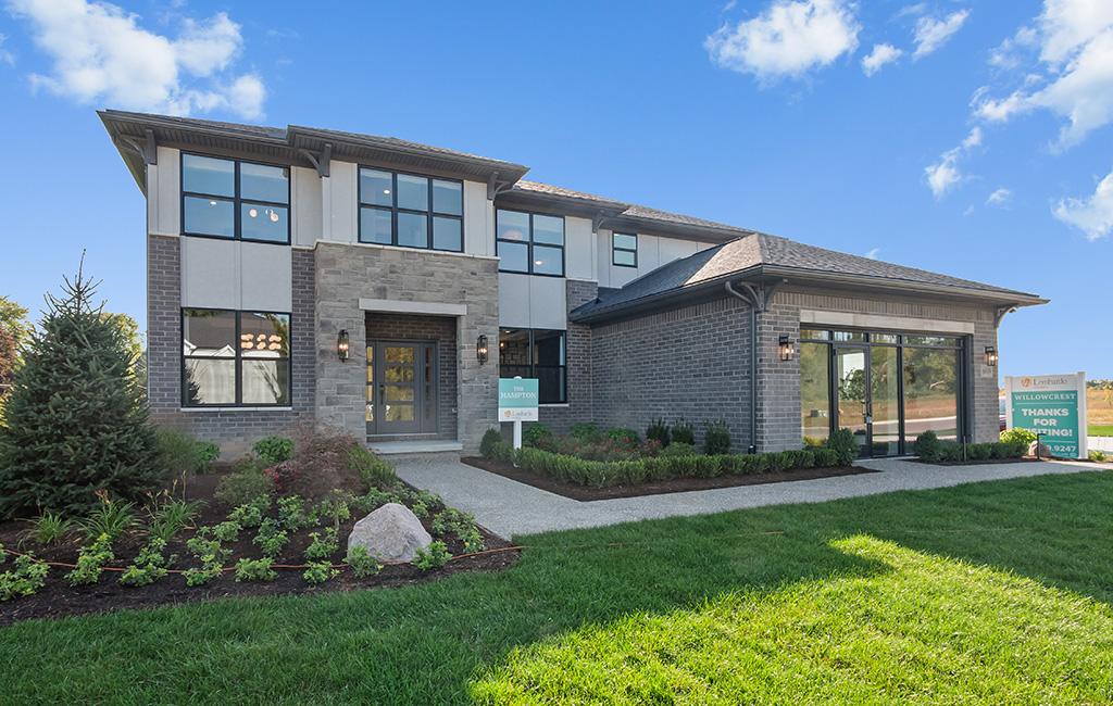 MI Hampton - Exterior Photo 2