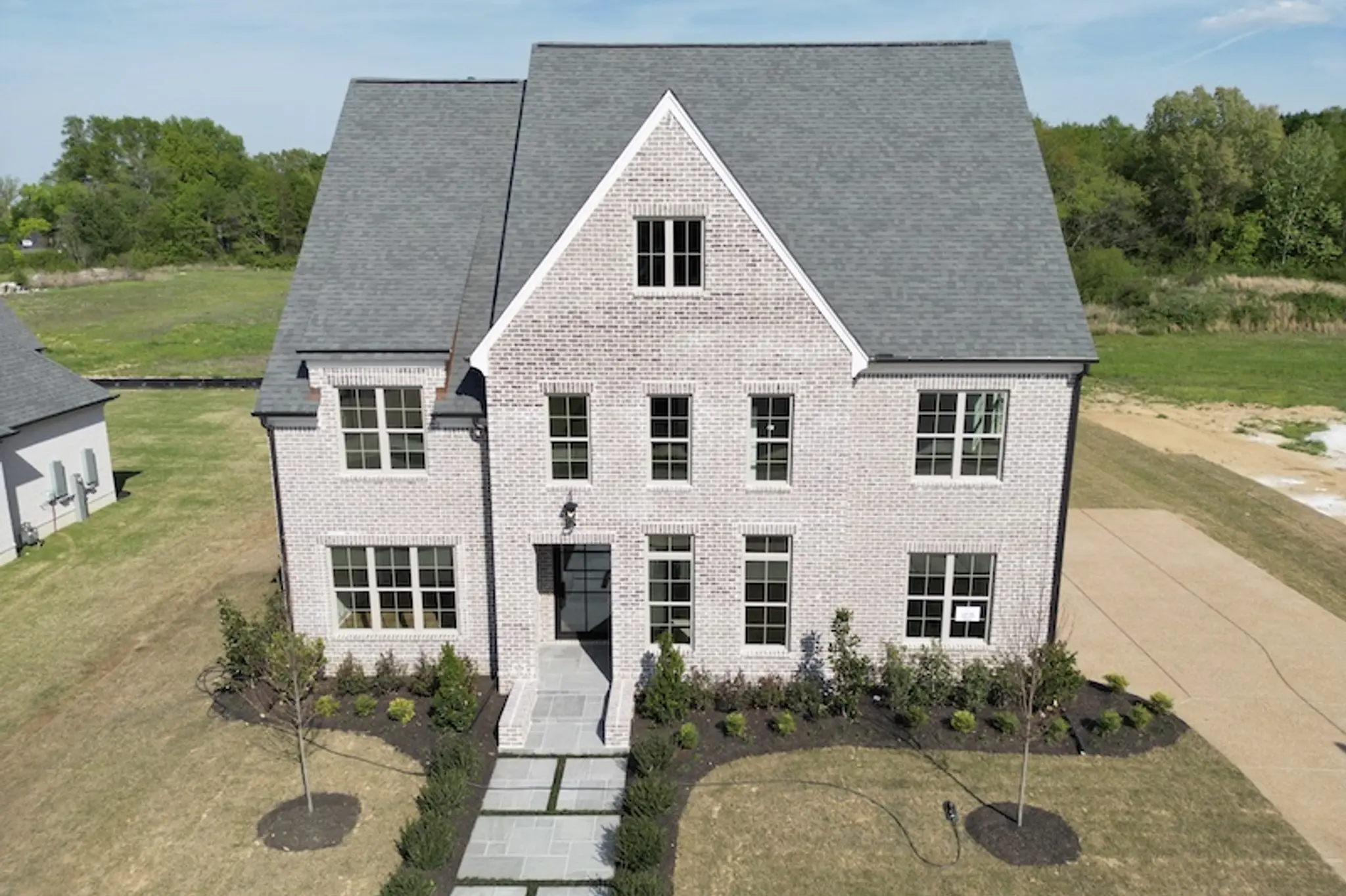 Thumbnail - 1208 Pipit Drive