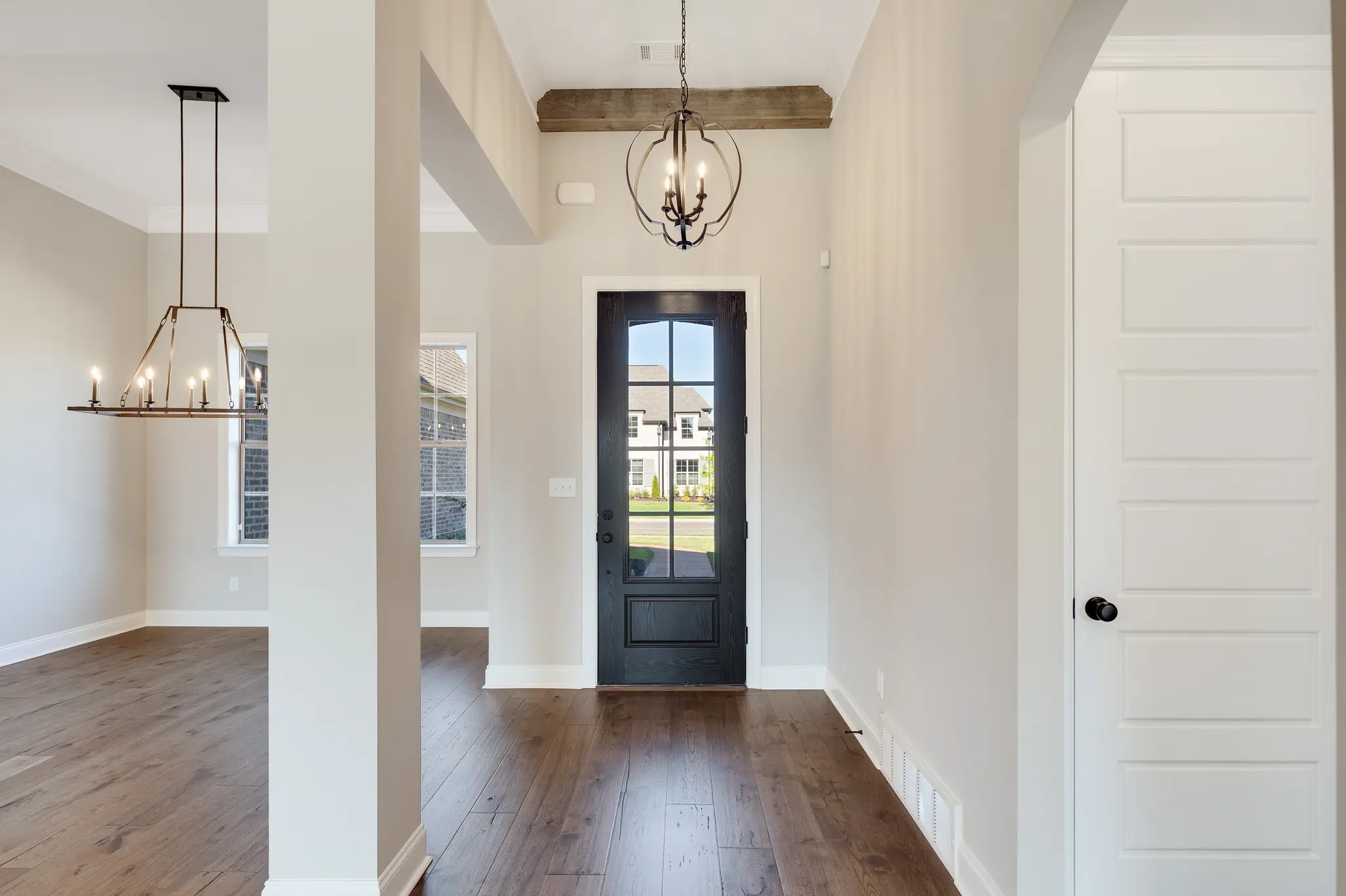 Blossom III - Interior Photo 11