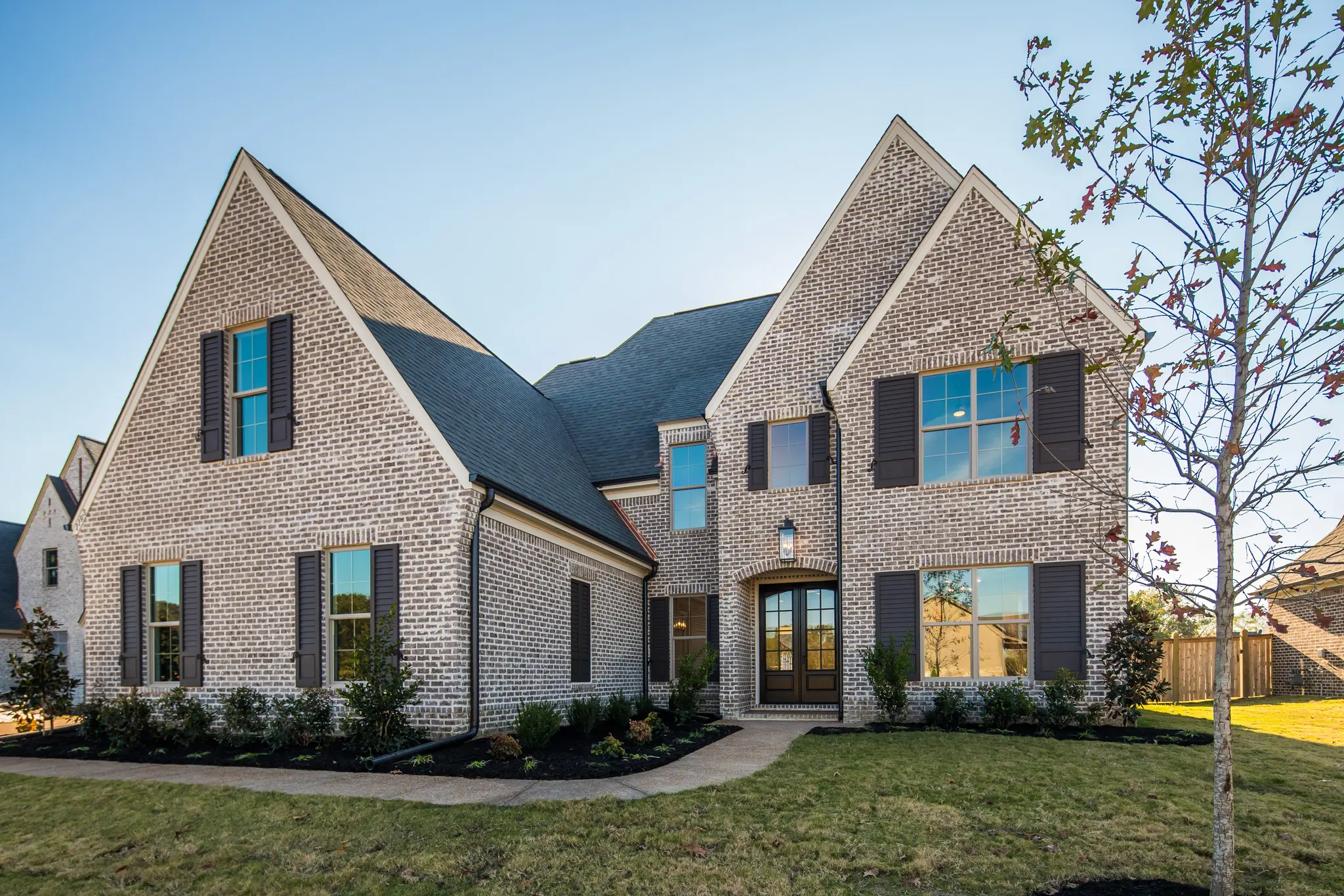 Woodbridge - Exterior Photo 3