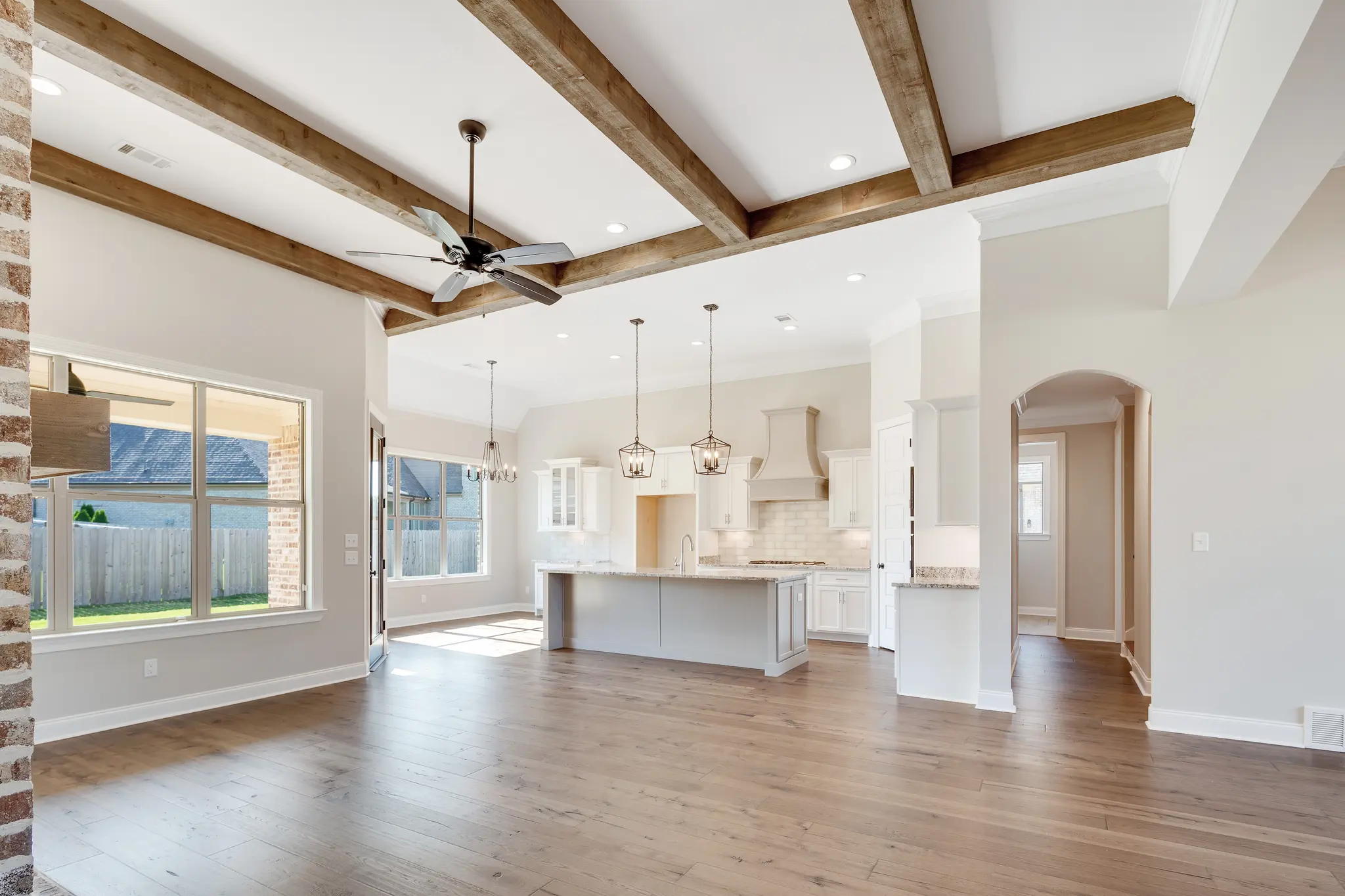 Blossom III - Interior Photo 8