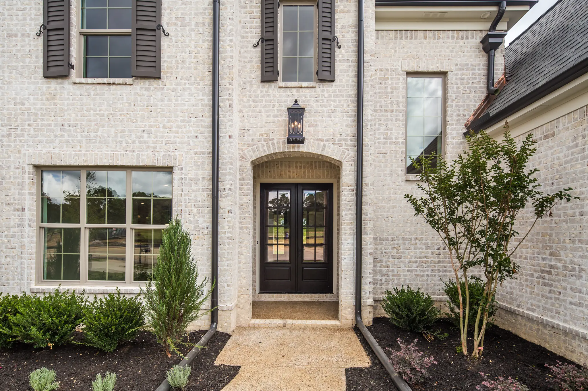 Bennett - Exterior Photo 5