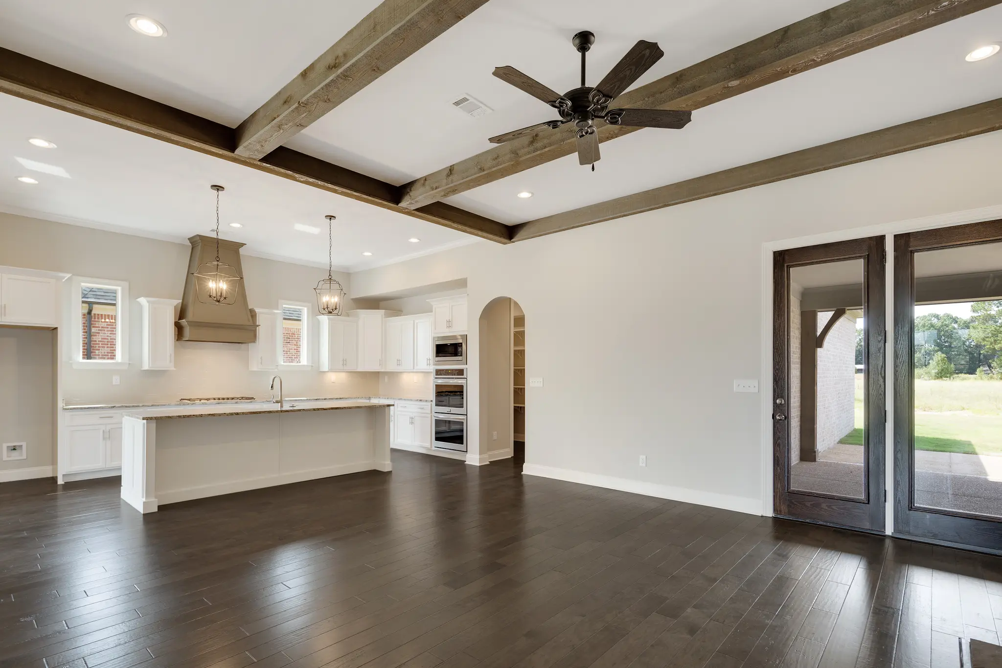 Ashford - Interior Photo 25