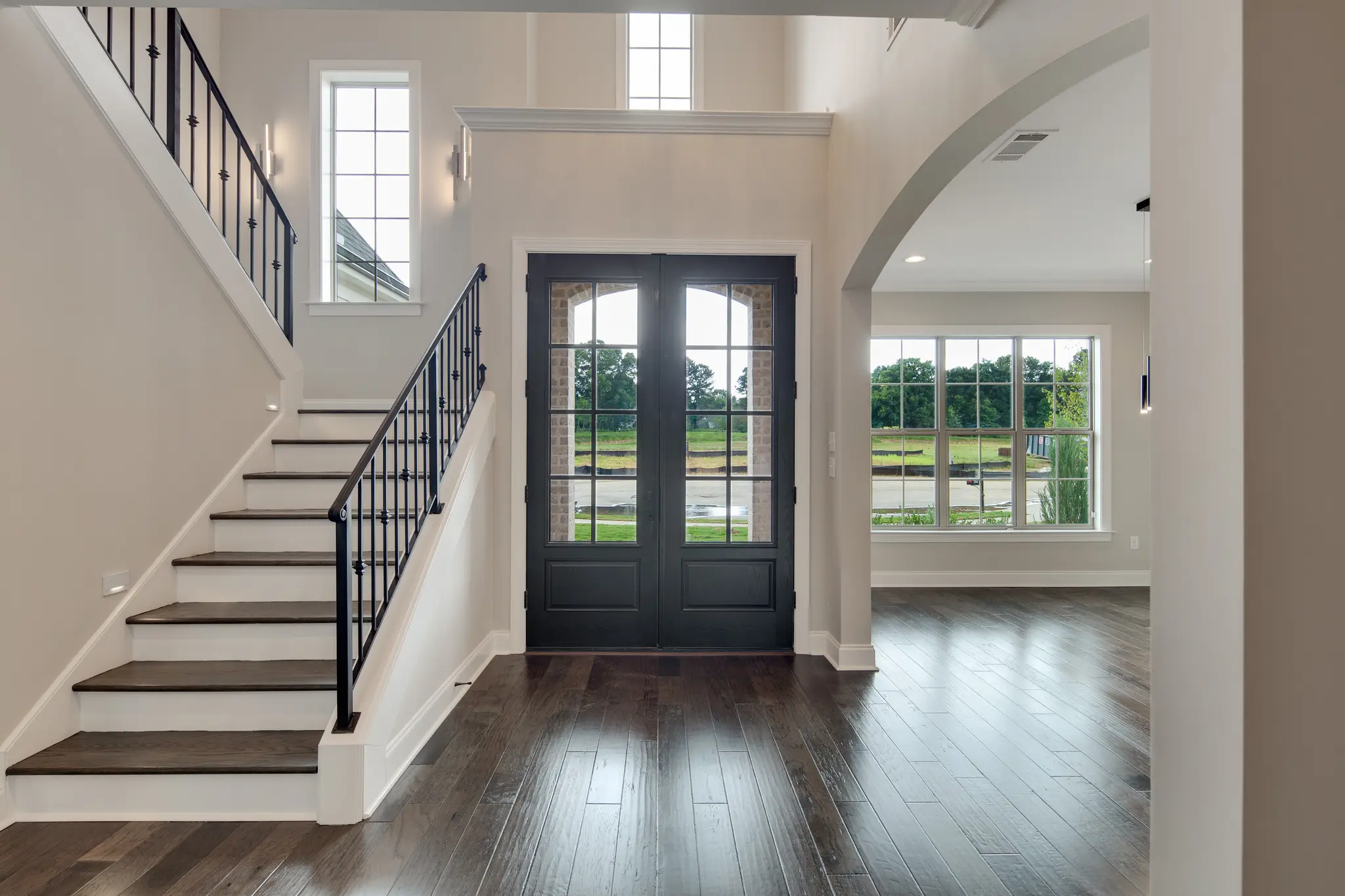 Bennett - Interior Photo 11