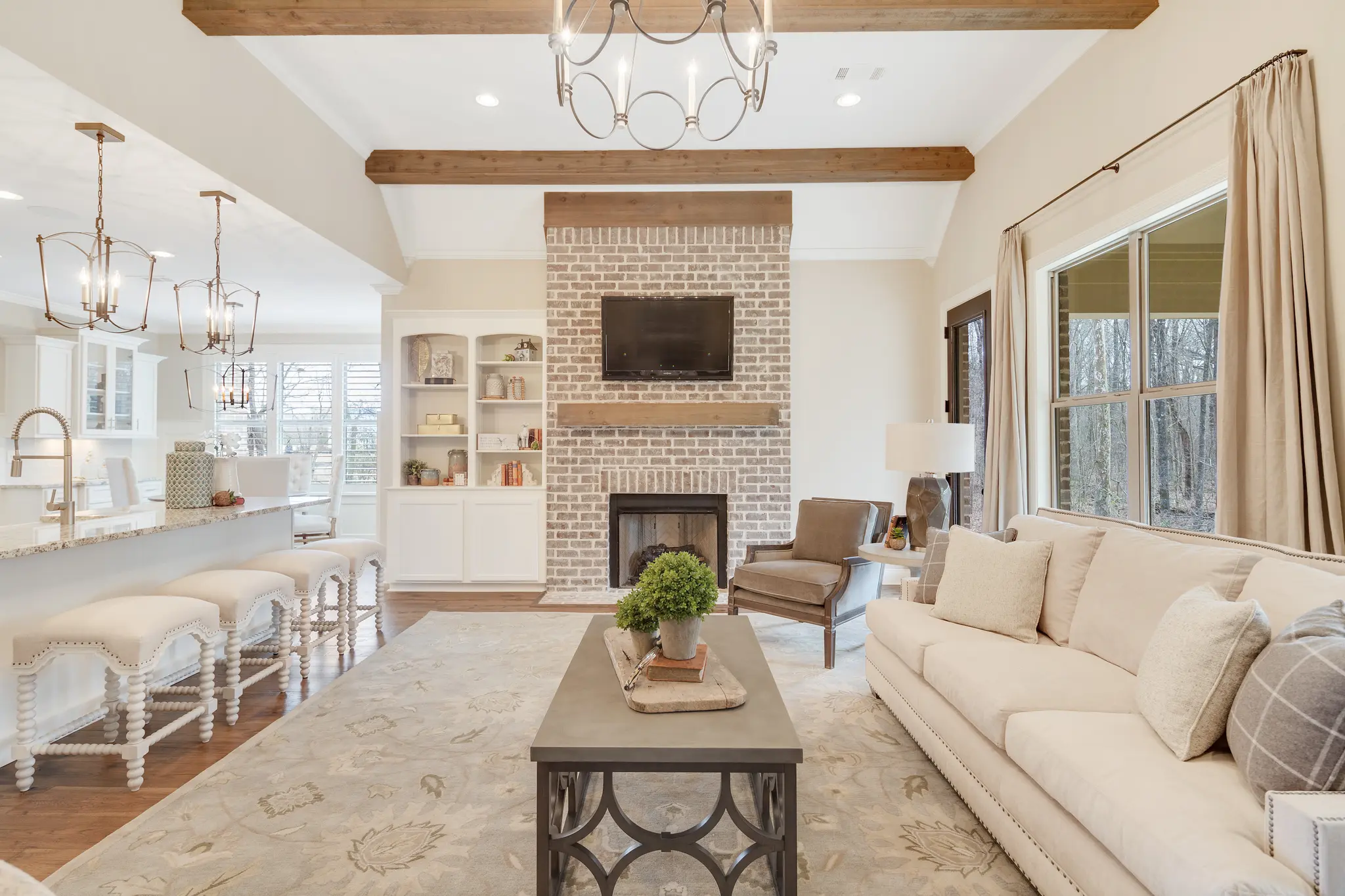 Boulevardier - Interior Photo 10