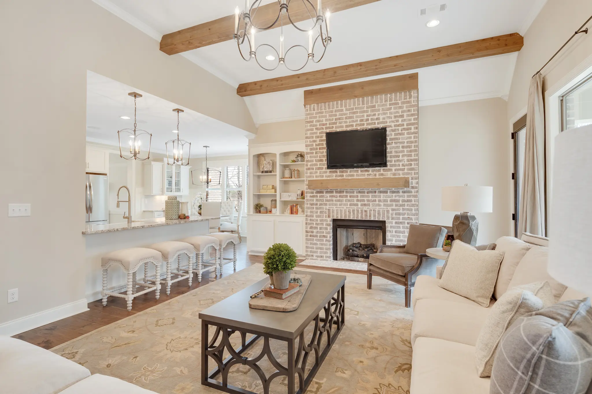 Boulevardier - Interior Photo 11