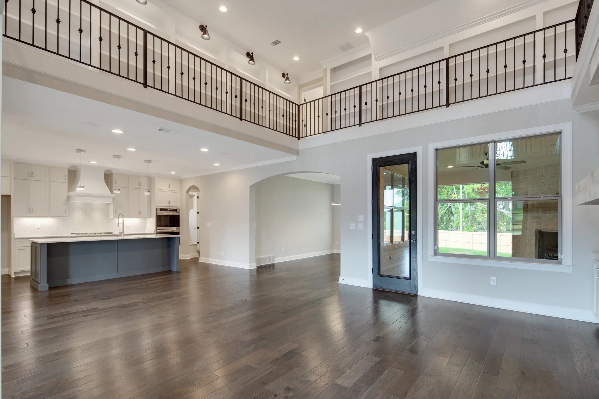 Bennett - Interior Photo 15