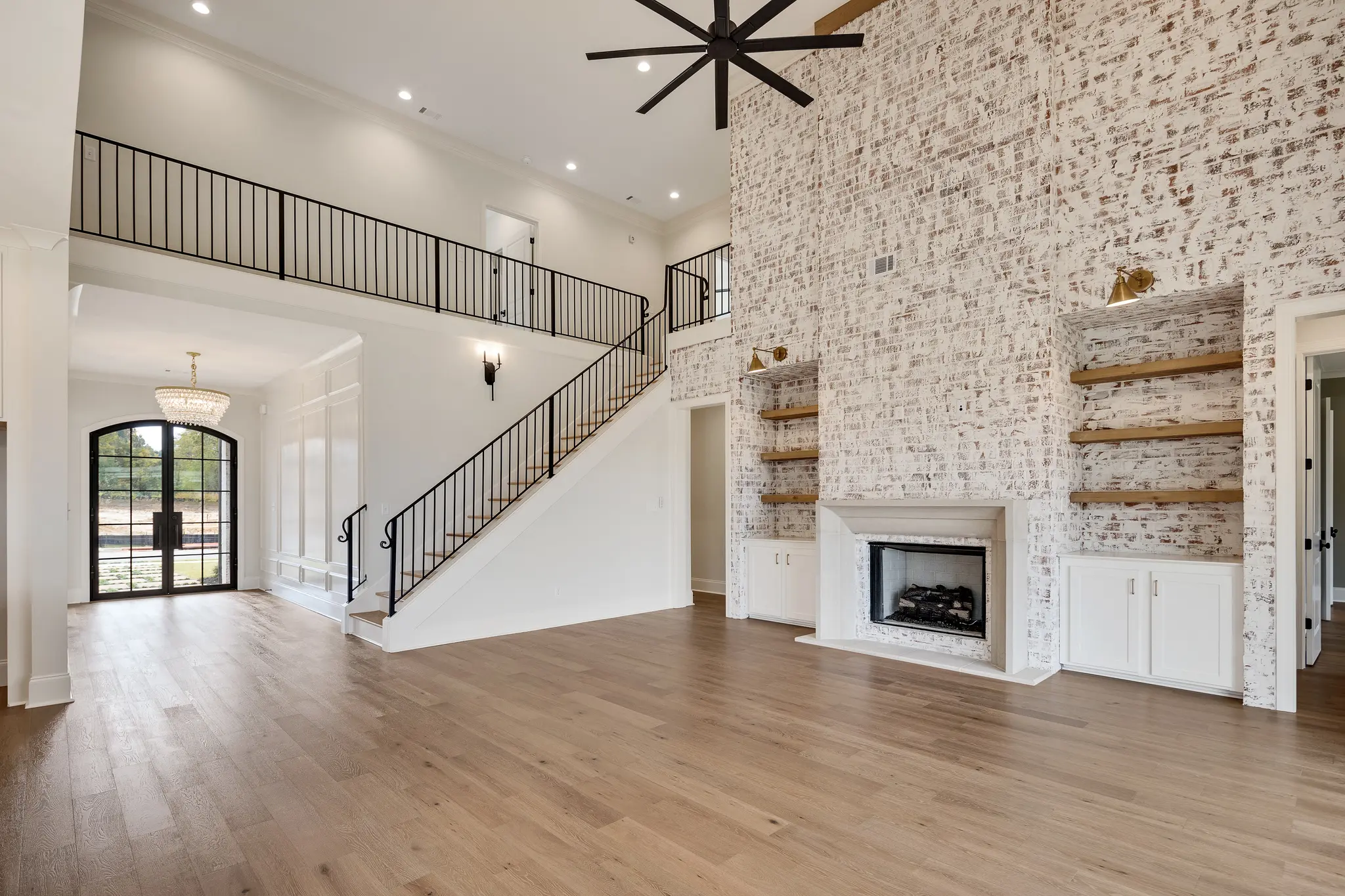 Chateau - Interior Photo 6