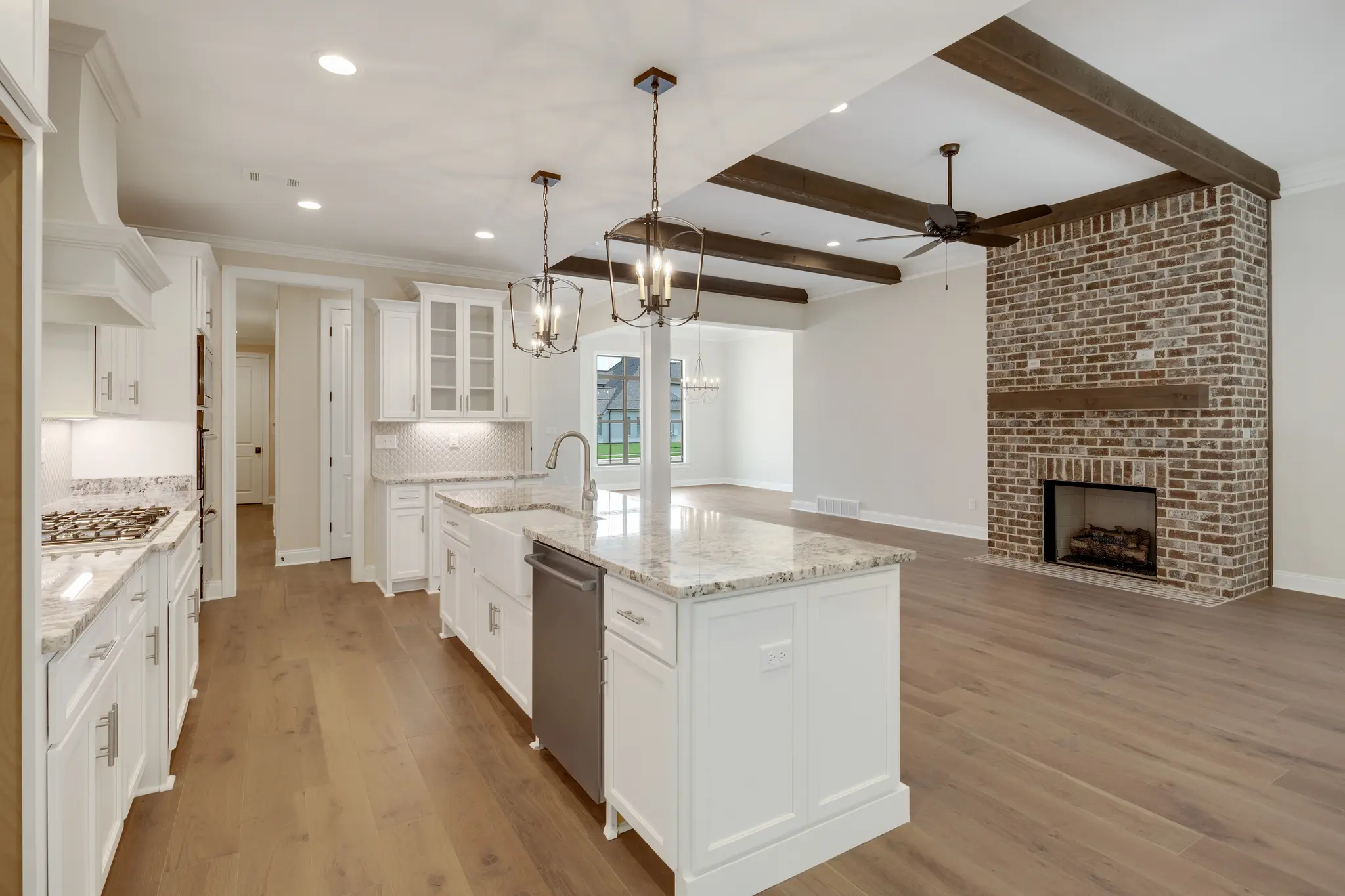 Chateau Les Granges - Interior Photo 12