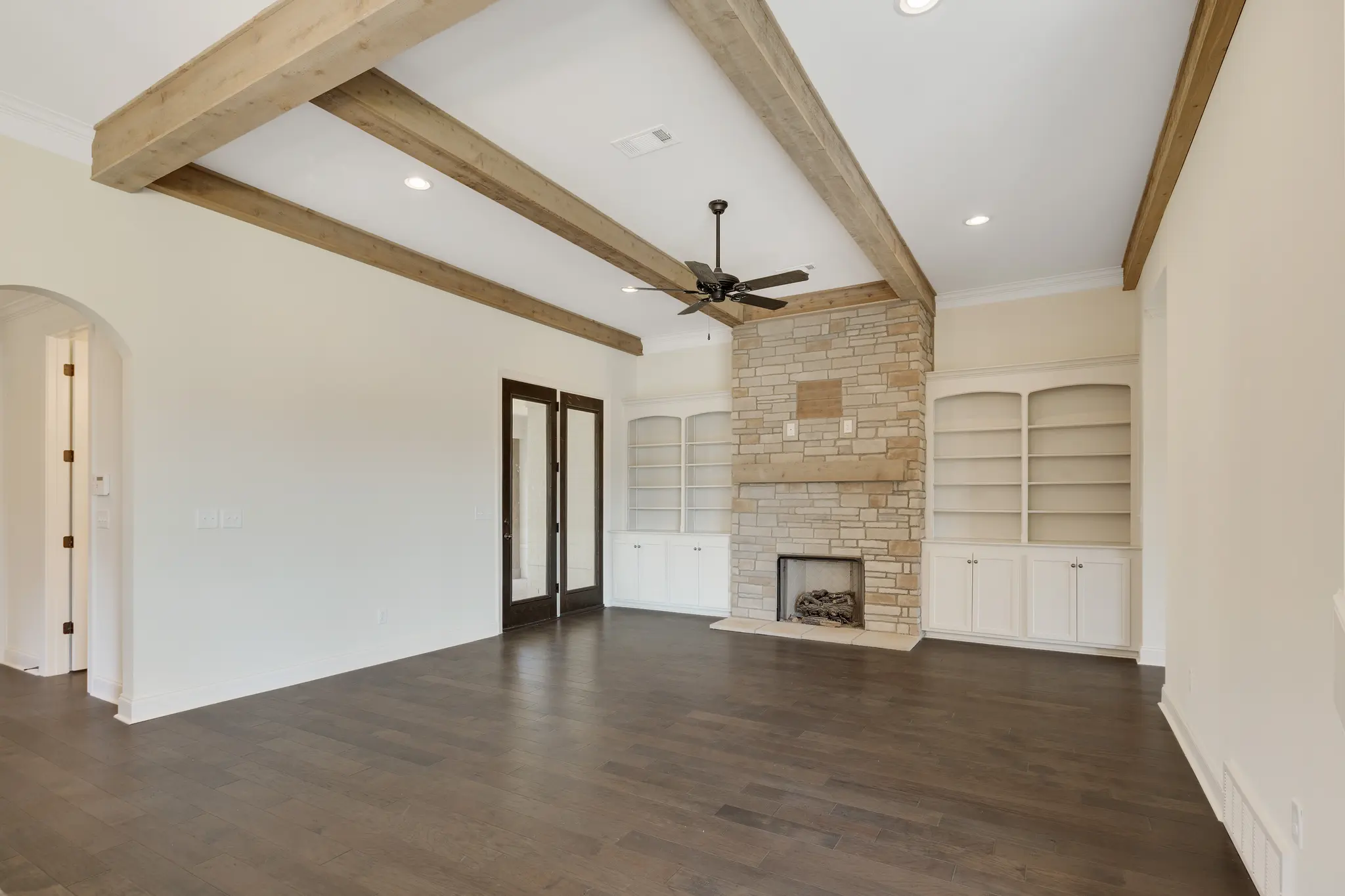 Ashford - Interior Photo 17