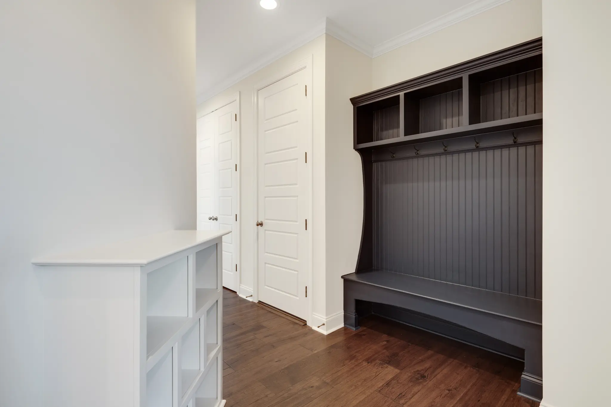 Iberville - Interior Photo 15
