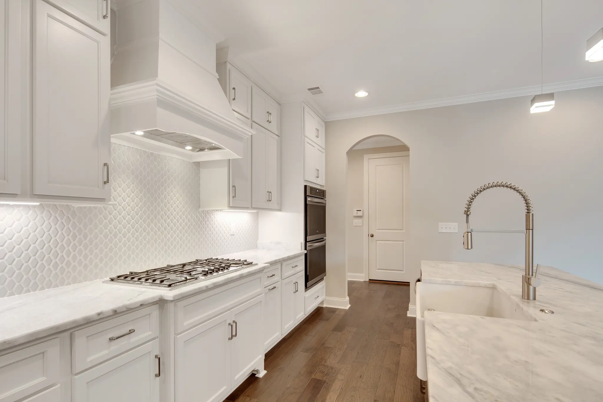 Bennett - Interior Photo 17