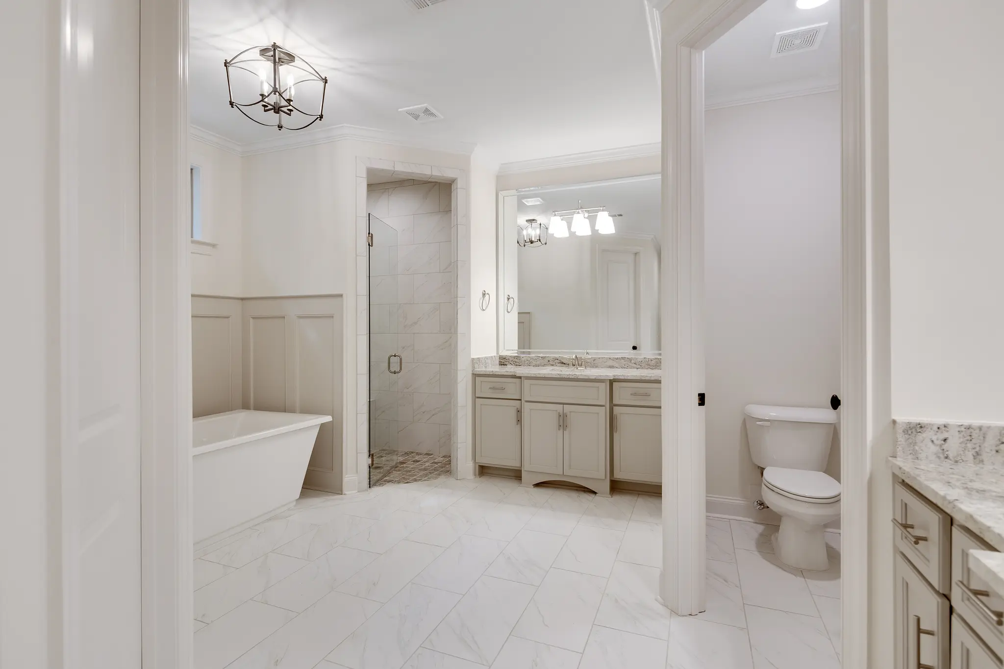 Myers - Interior Photo 19