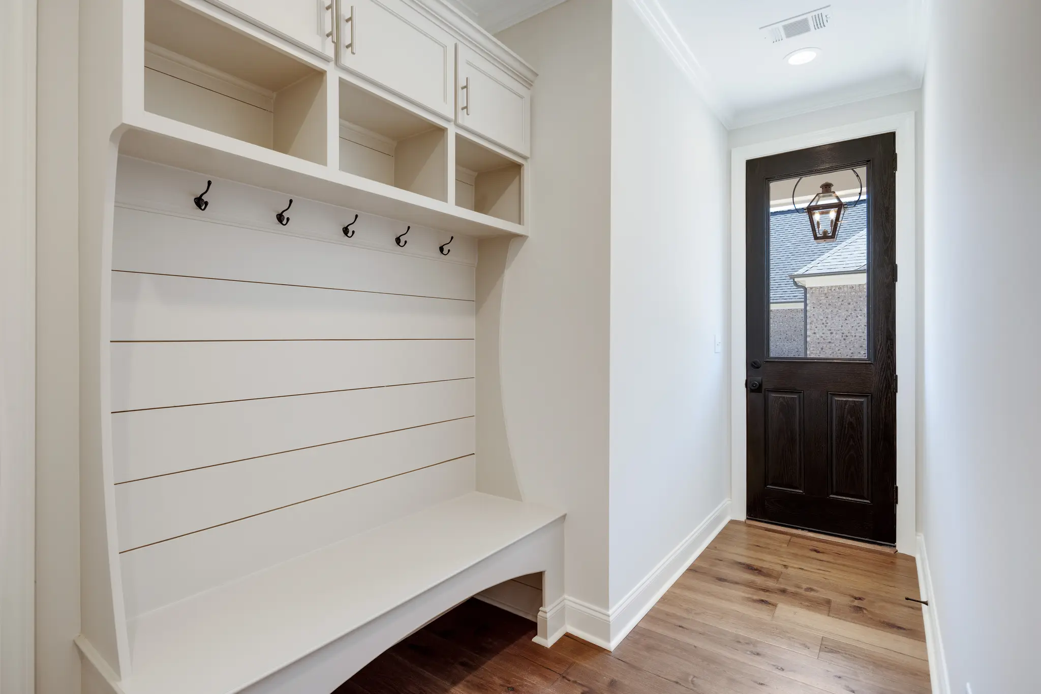 Ashford - Interior Photo 30