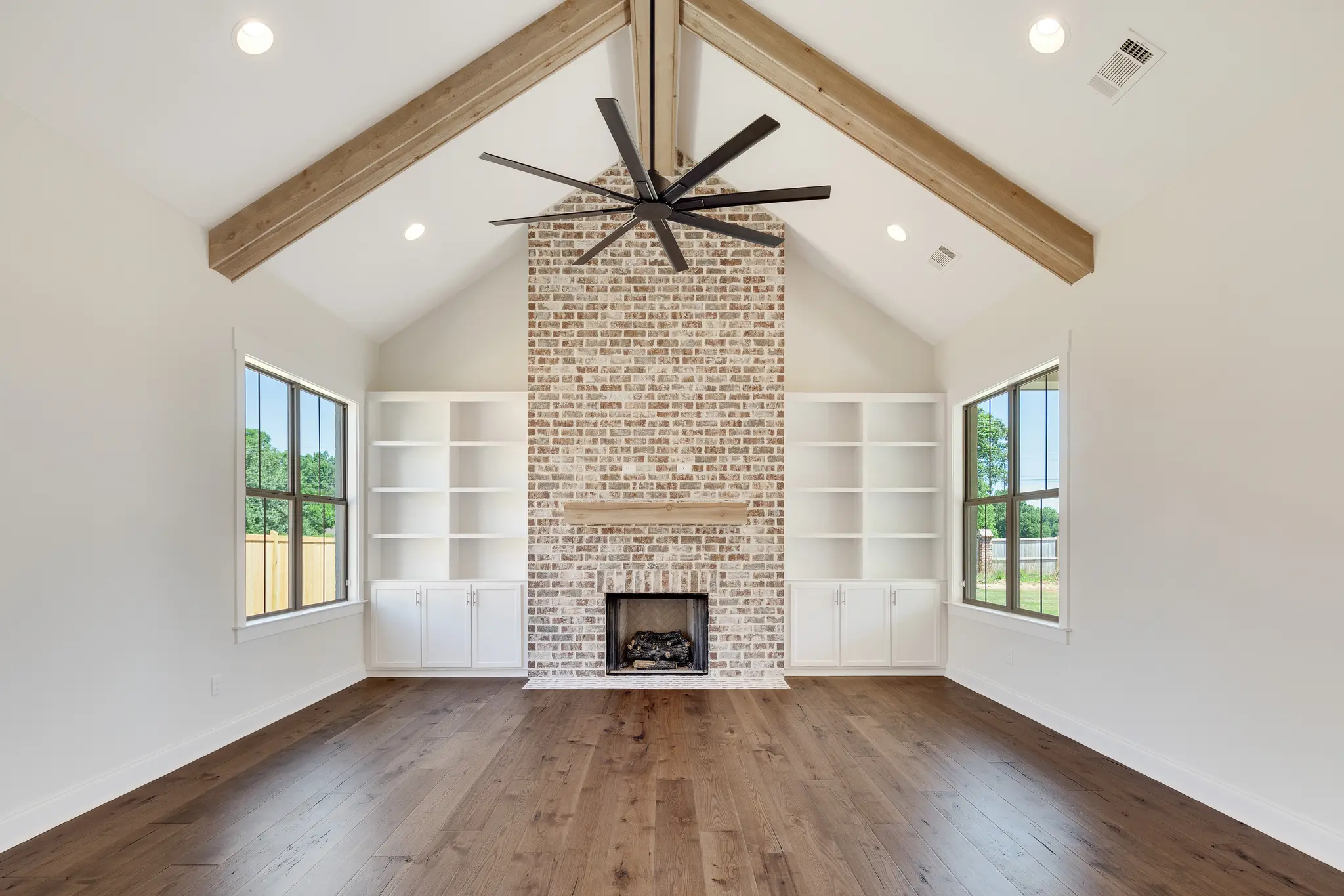 Latham Farmhouse - Interior Photo 13