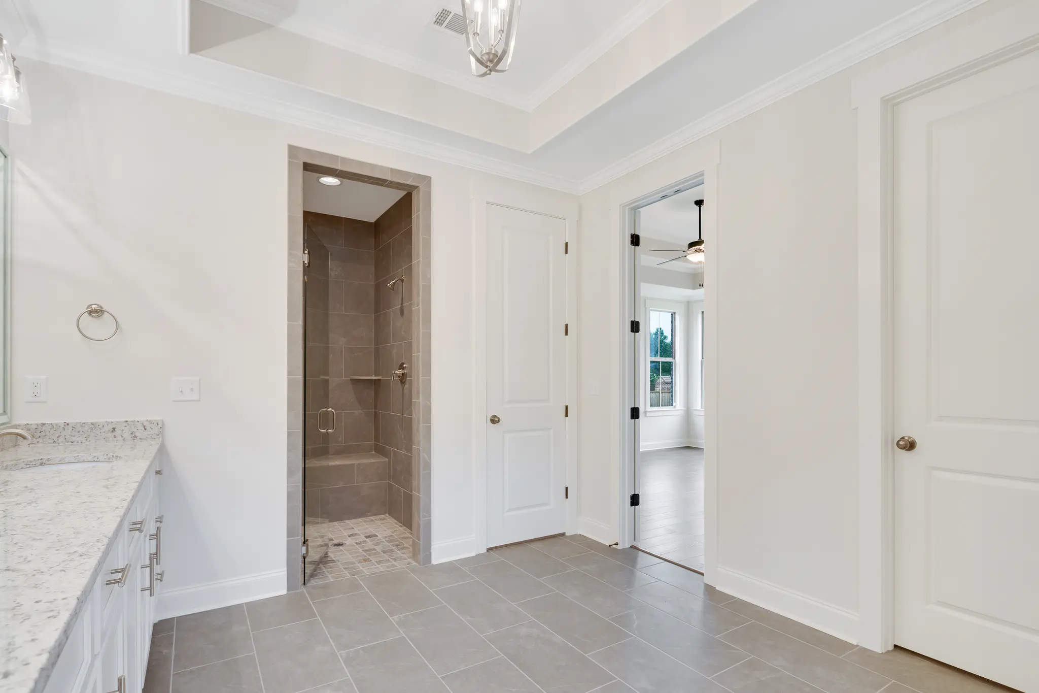 Cypress Farmhouse - Interior Photo 14