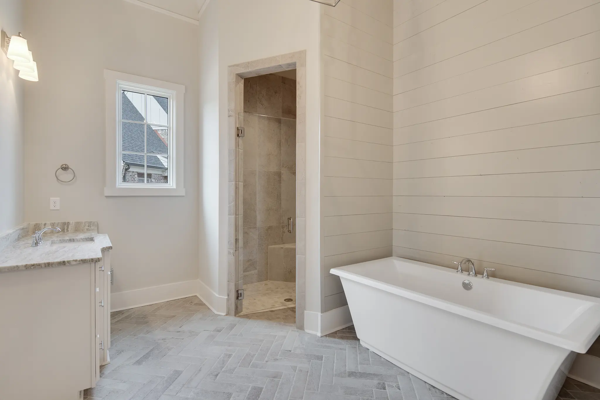 Rennes - Interior Photo 7