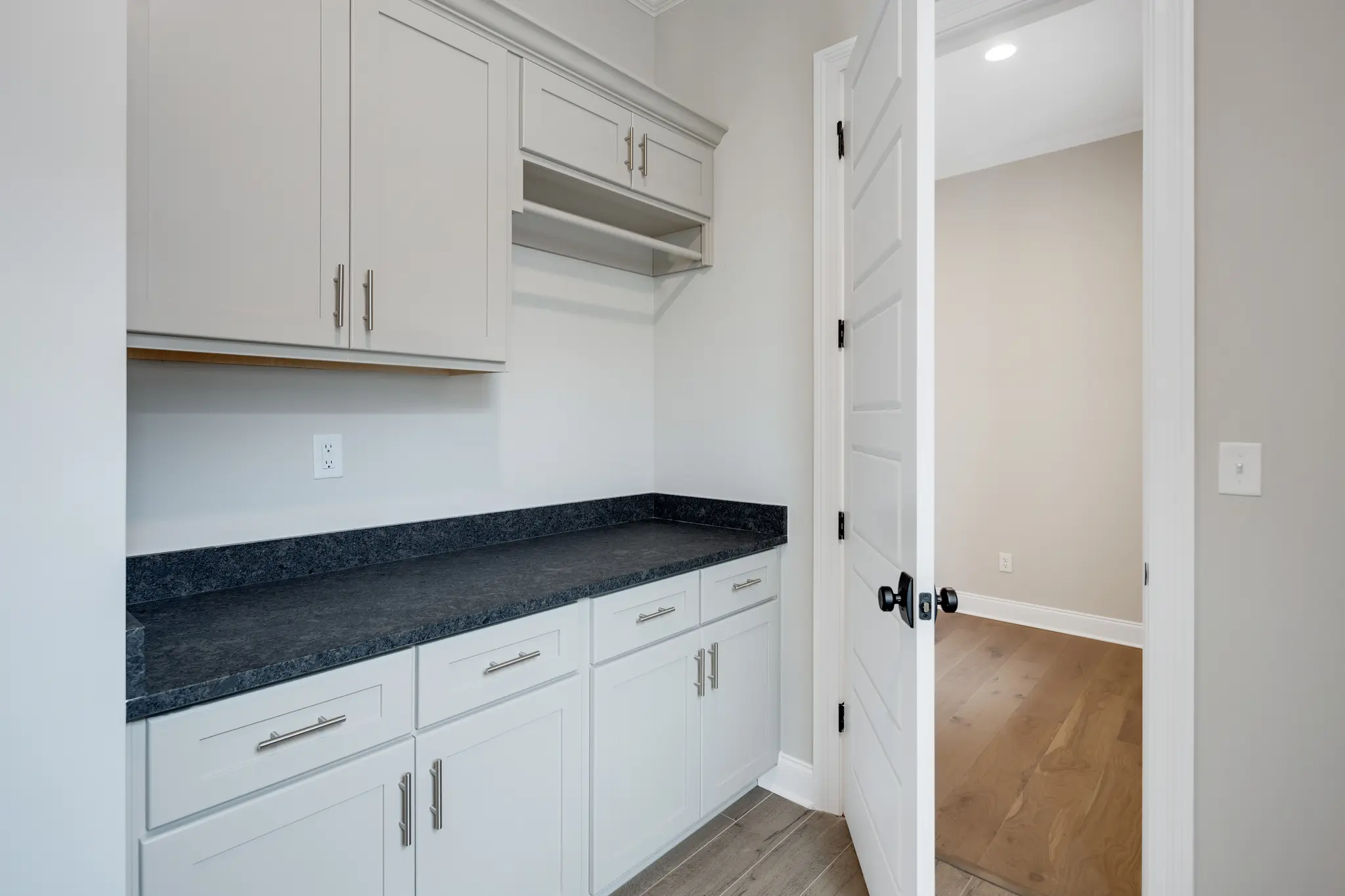 Orleans - Interior Photo 14