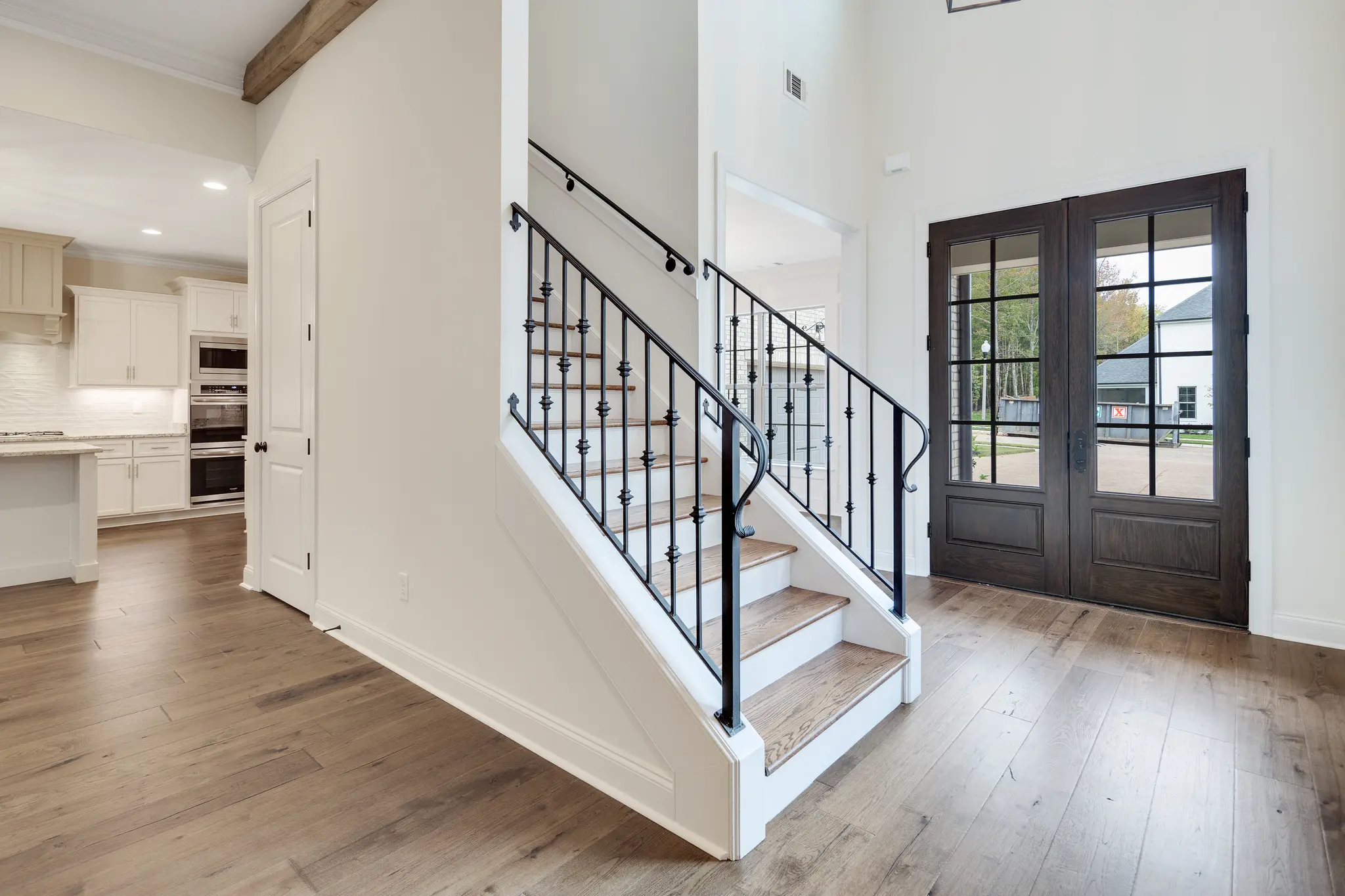 Myers - Interior Photo 21