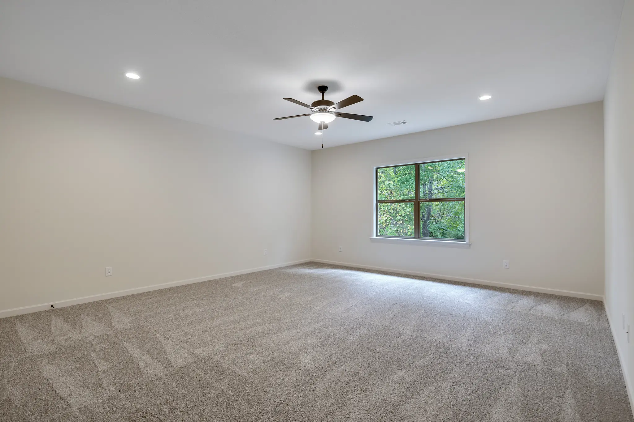 Myers - Interior Photo 22