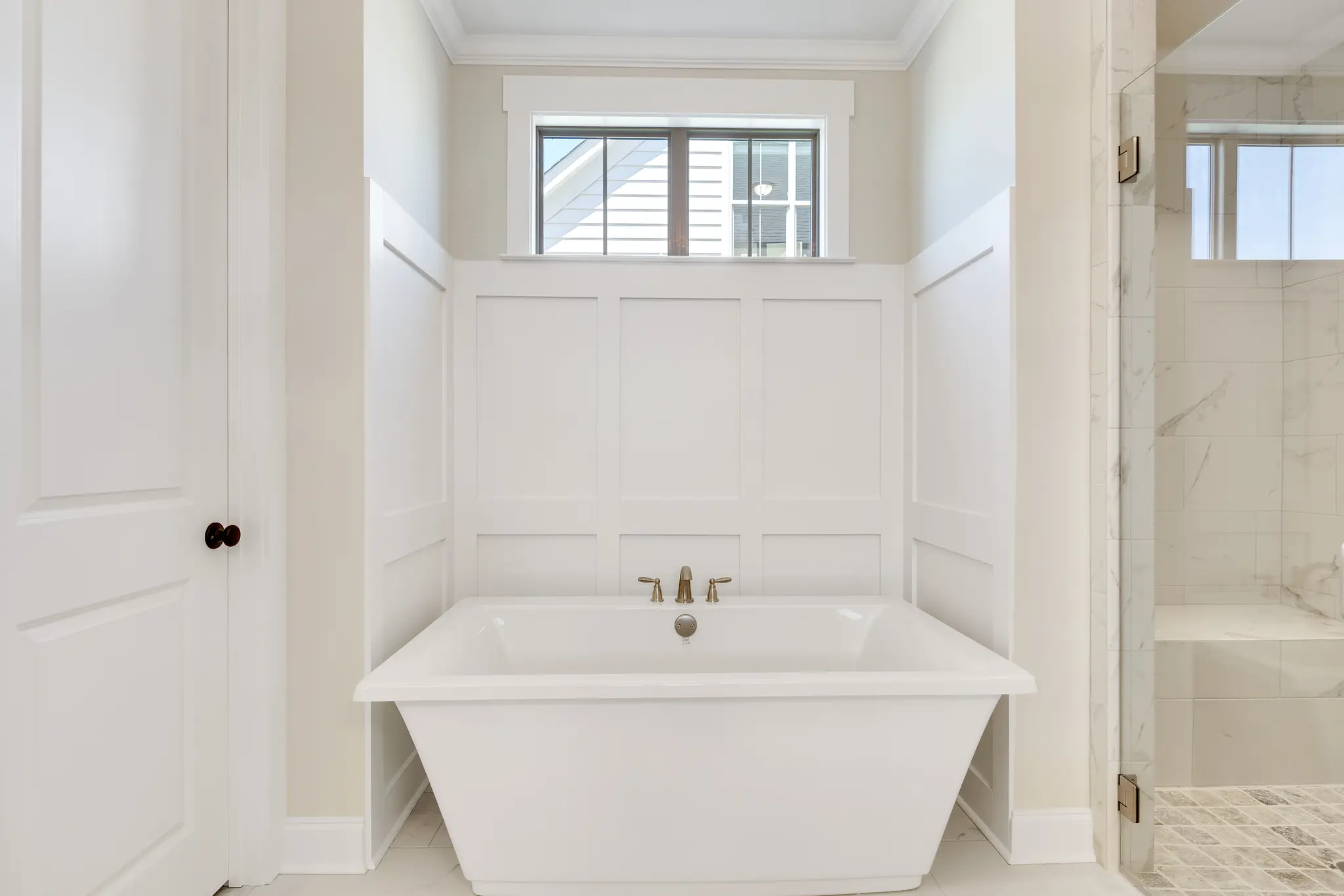 Latham Farmhouse - Interior Photo 16