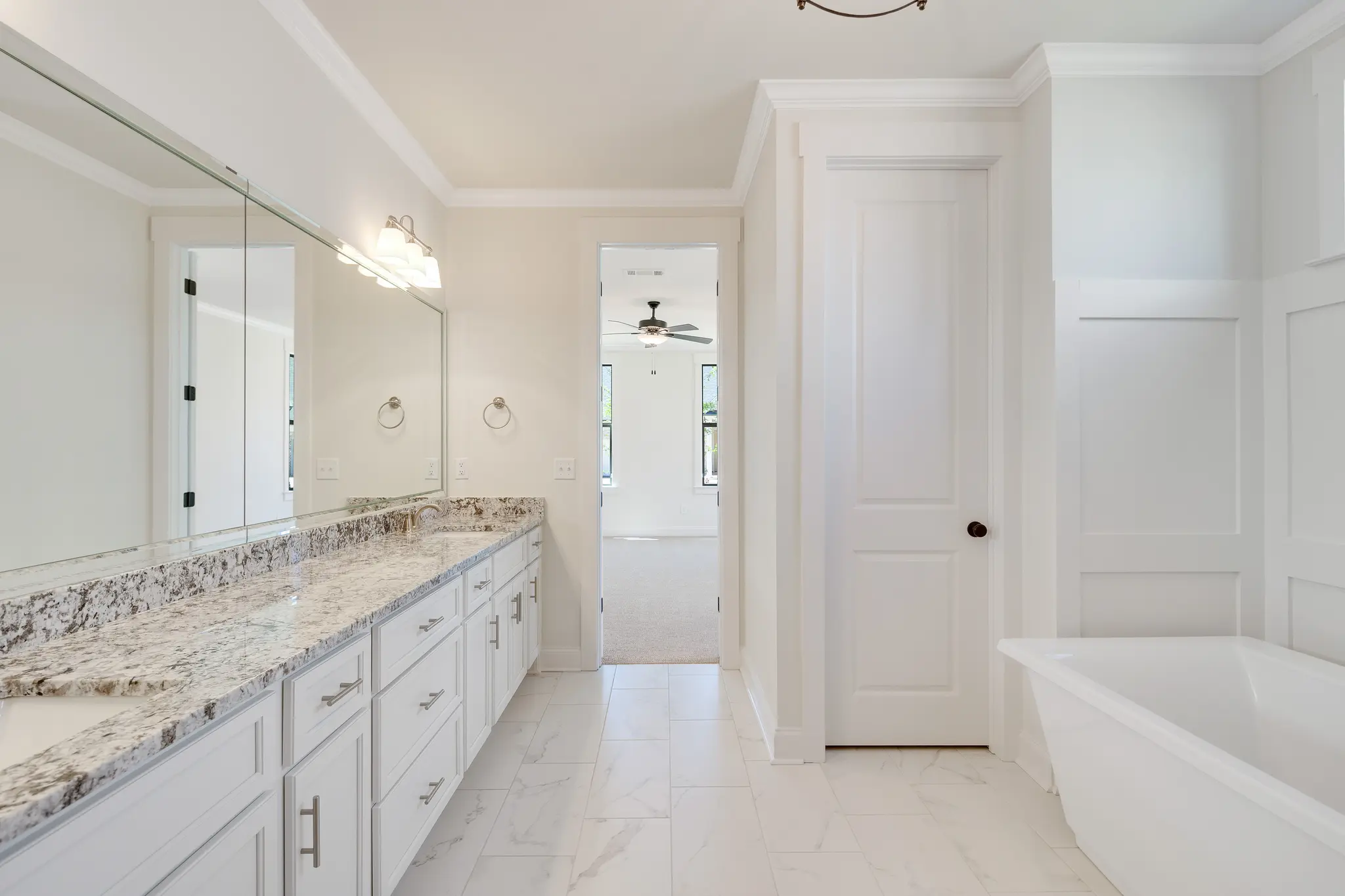 Latham Farmhouse - Interior Photo 17