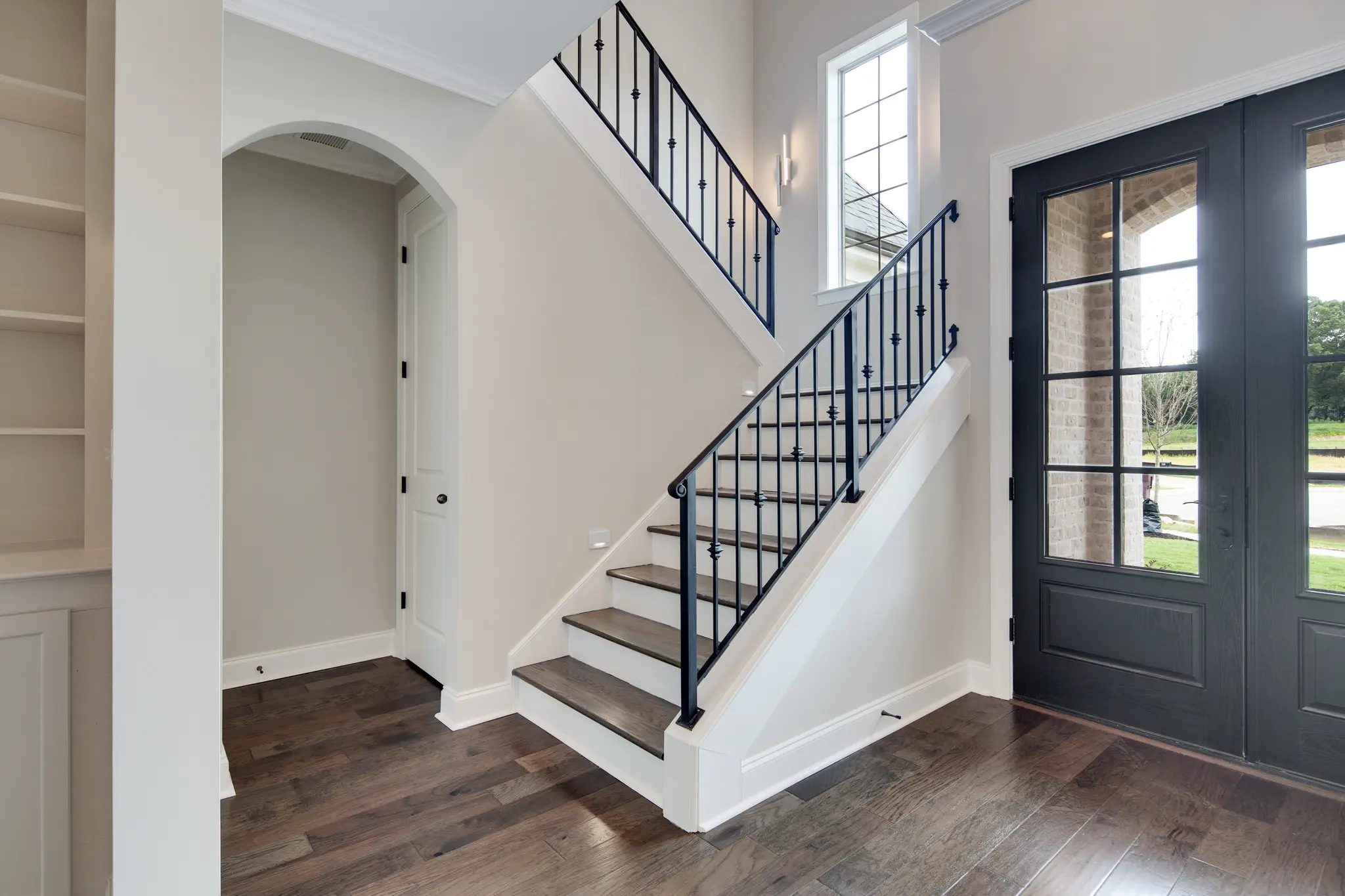 Bennett - Interior Photo 26