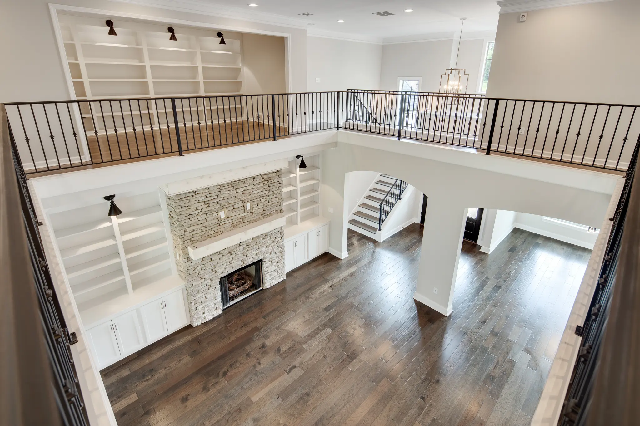 Bennett - Interior Photo 28