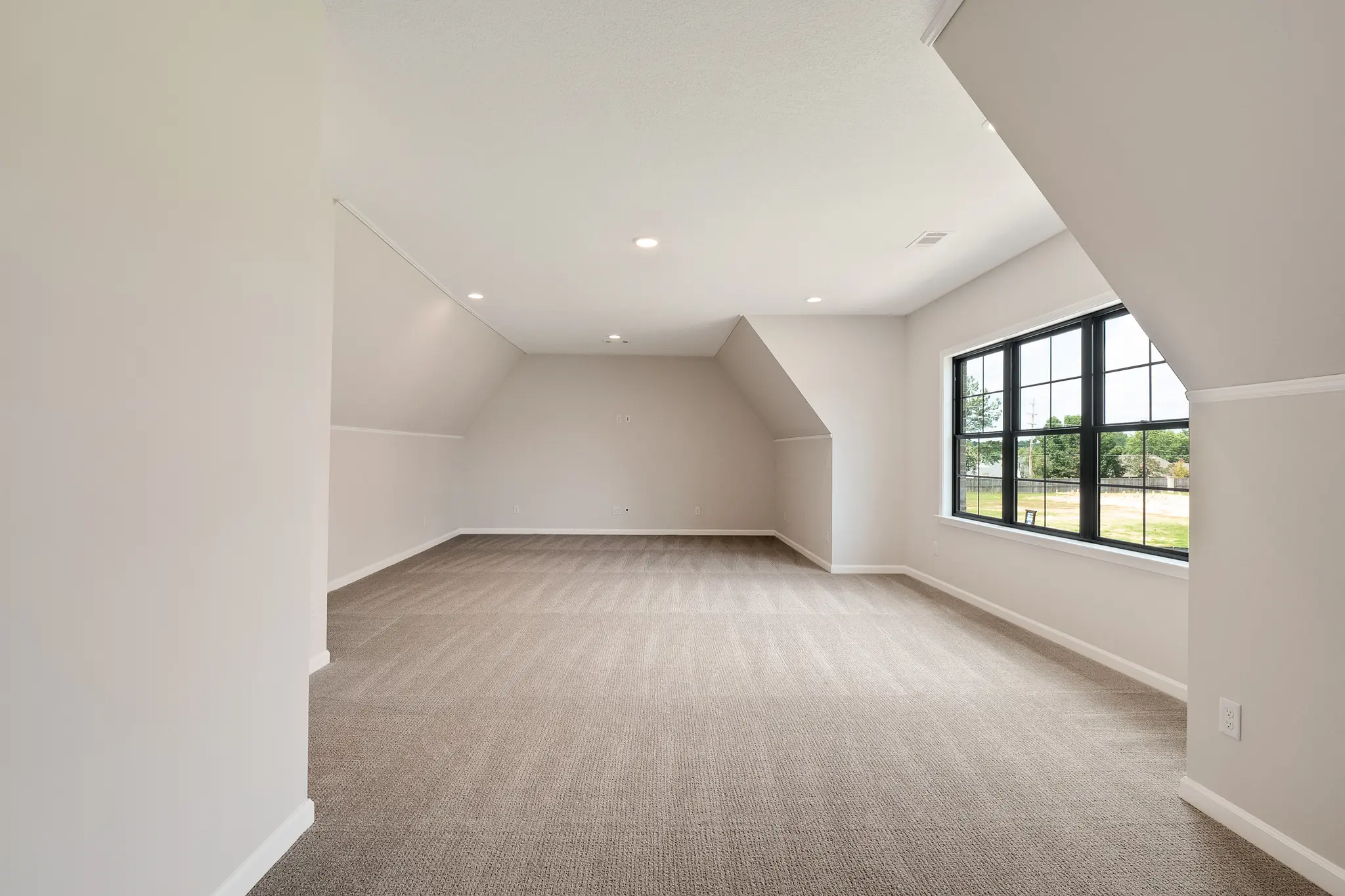 L'Ecole - Interior Photo 14