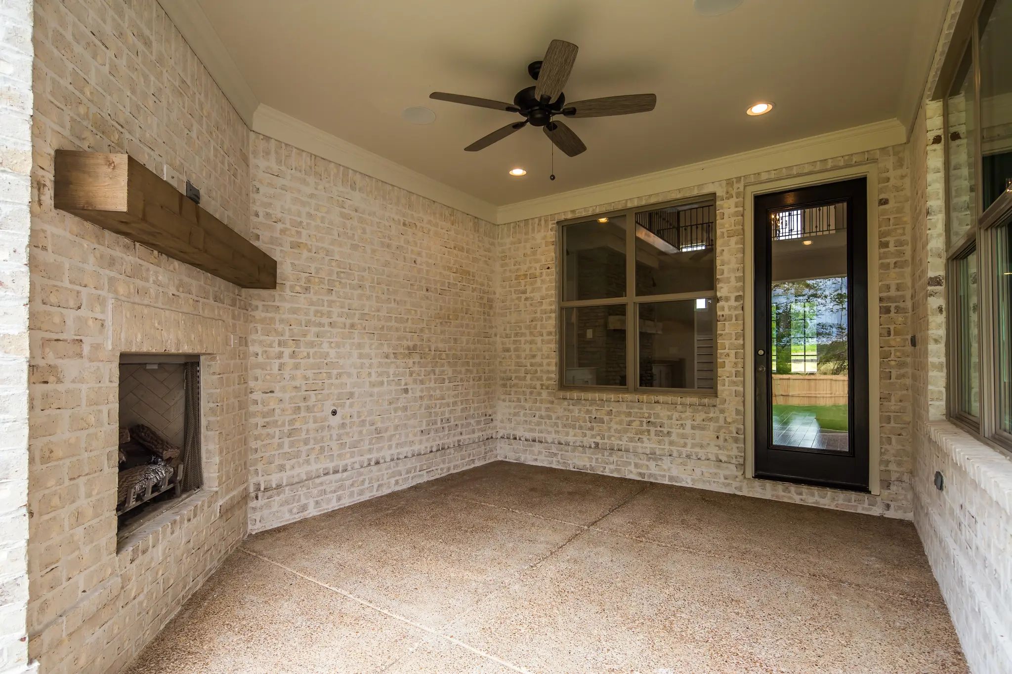 Bennett - Exterior Photo 8