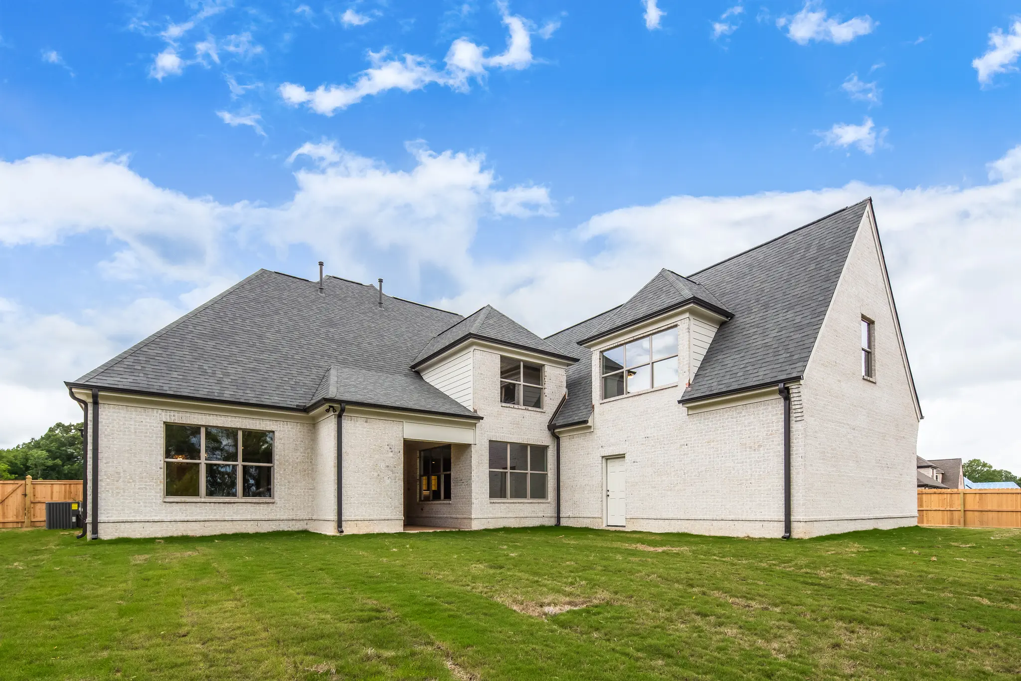 Bennett - Exterior Photo 9