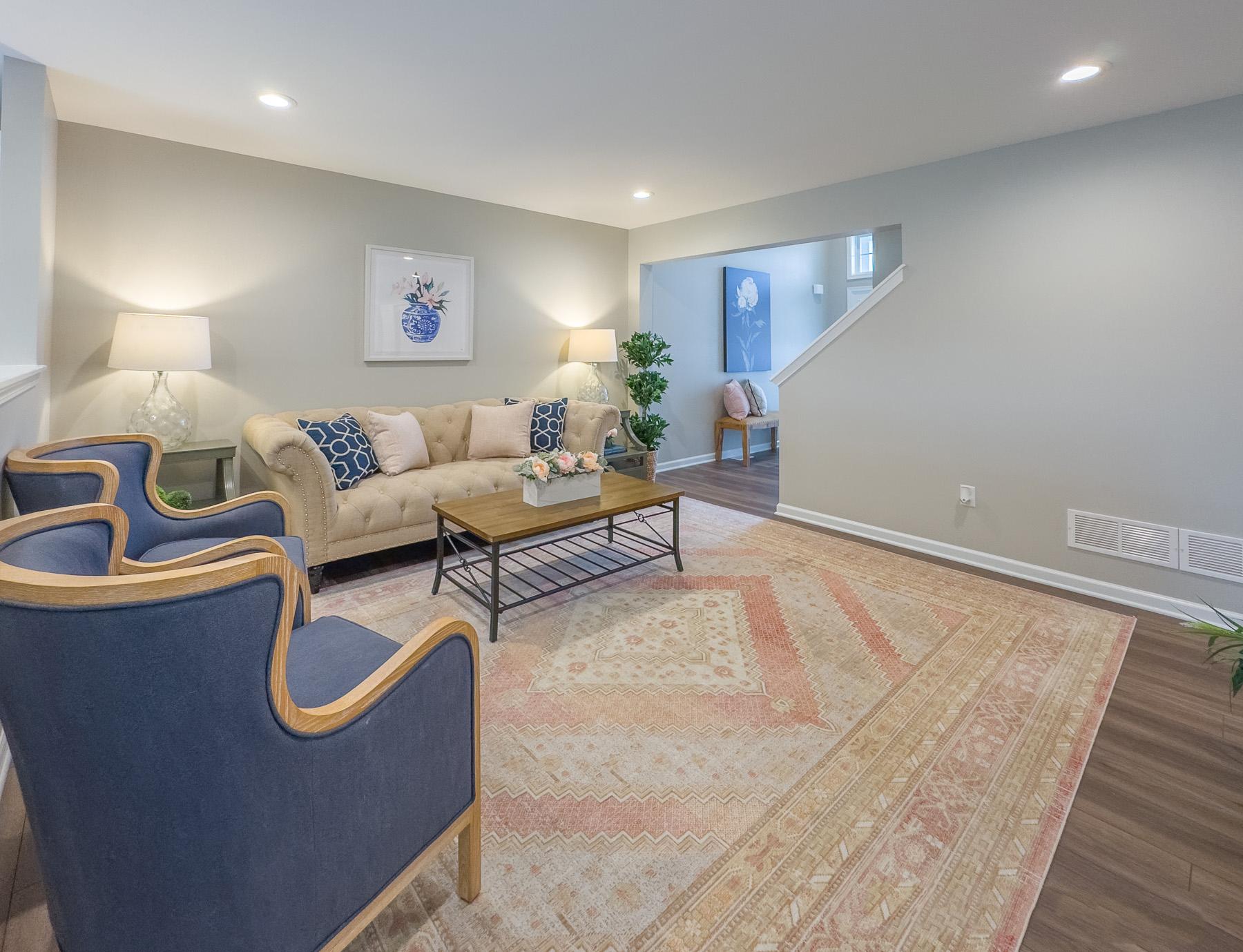 Thumbnail - 14 White Orchid Way