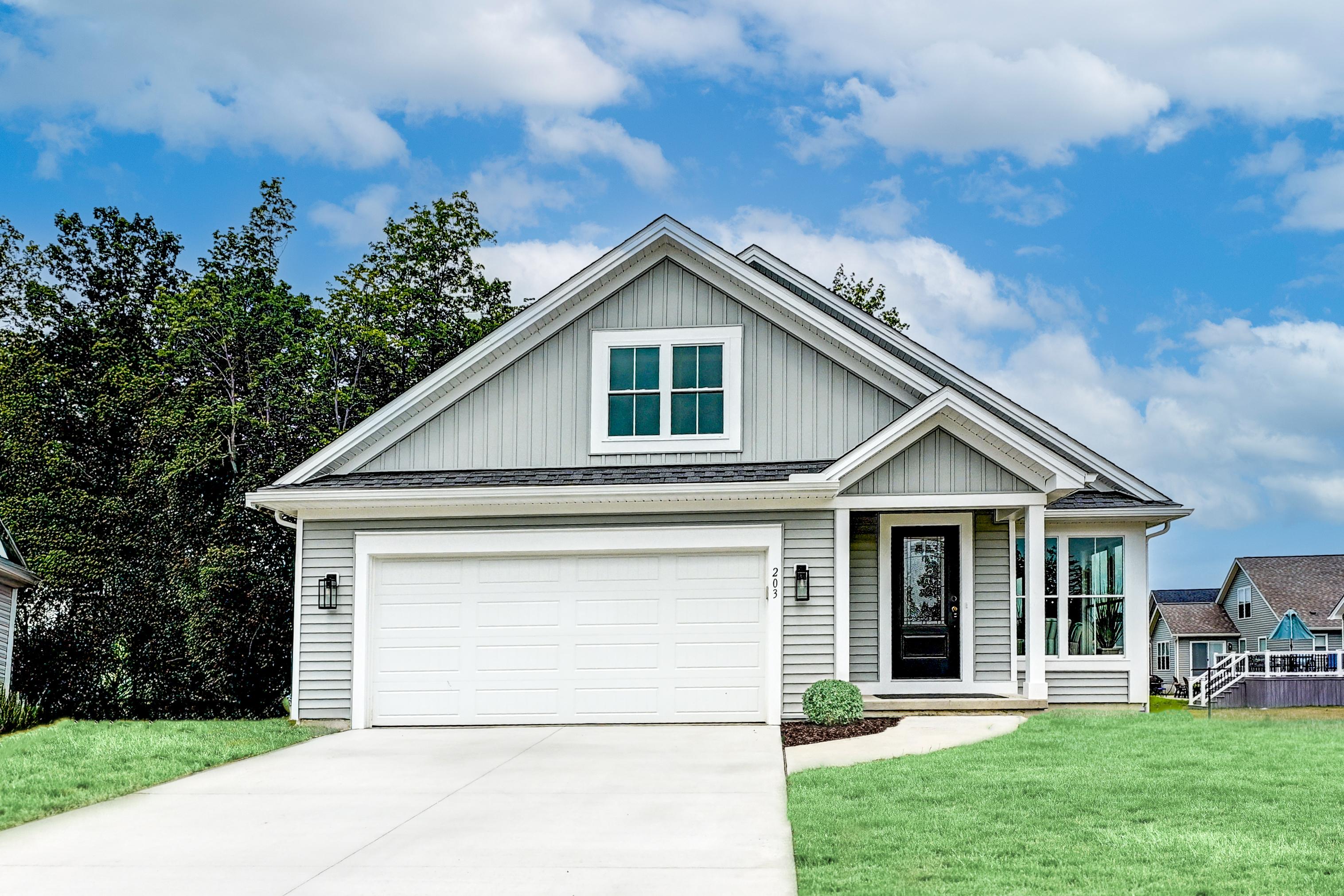 Thumbnail - 4543 Camp Rd L203