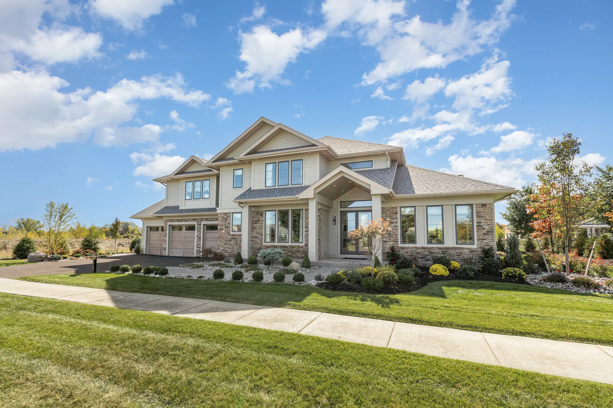 Thumbnail - 10 Pendleton Hill